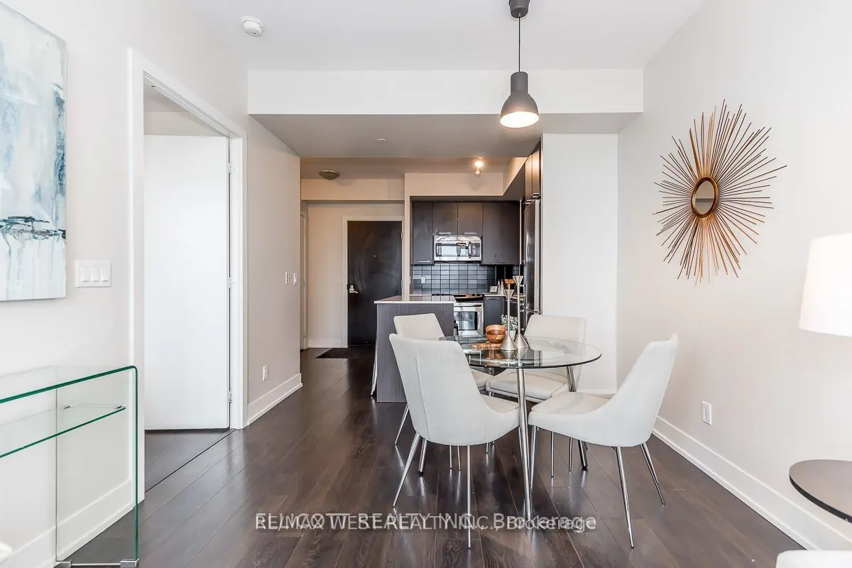 9471 Yonge Street, #621