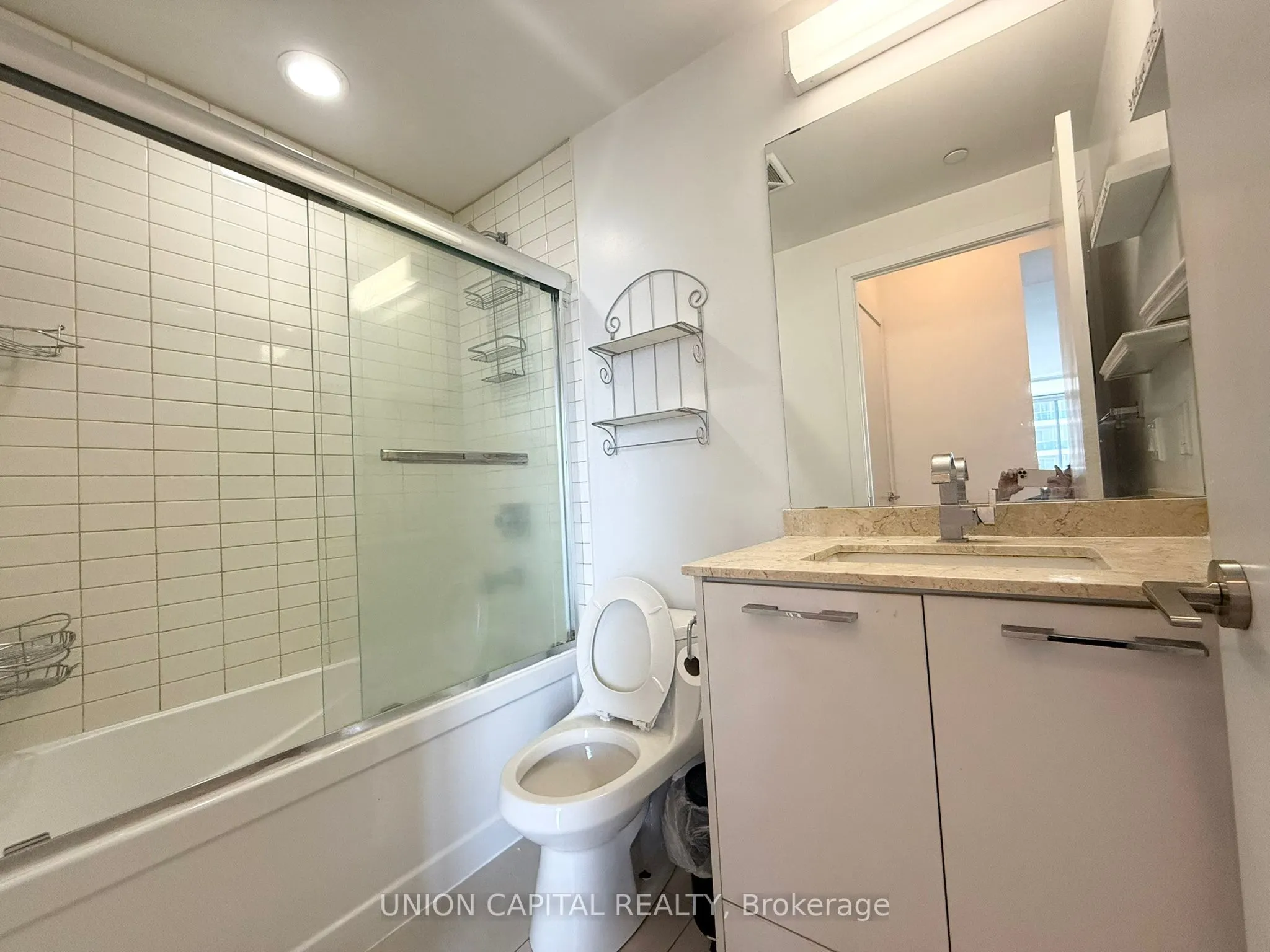 9471 Yonge Street, #1201