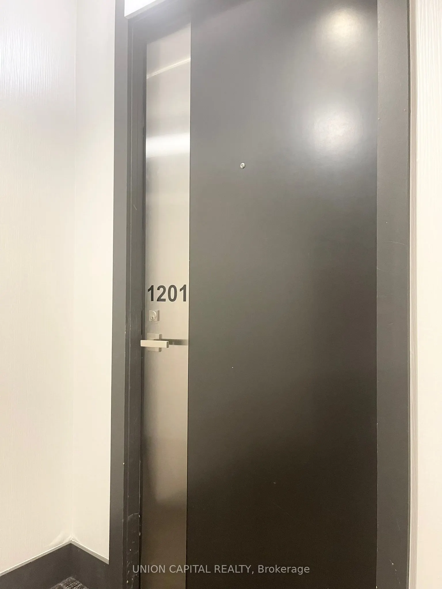 9471 Yonge Street, #1201