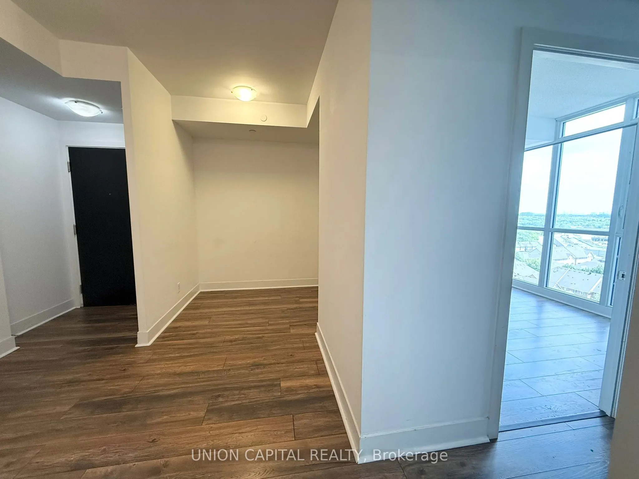 9471 Yonge Street, #1201