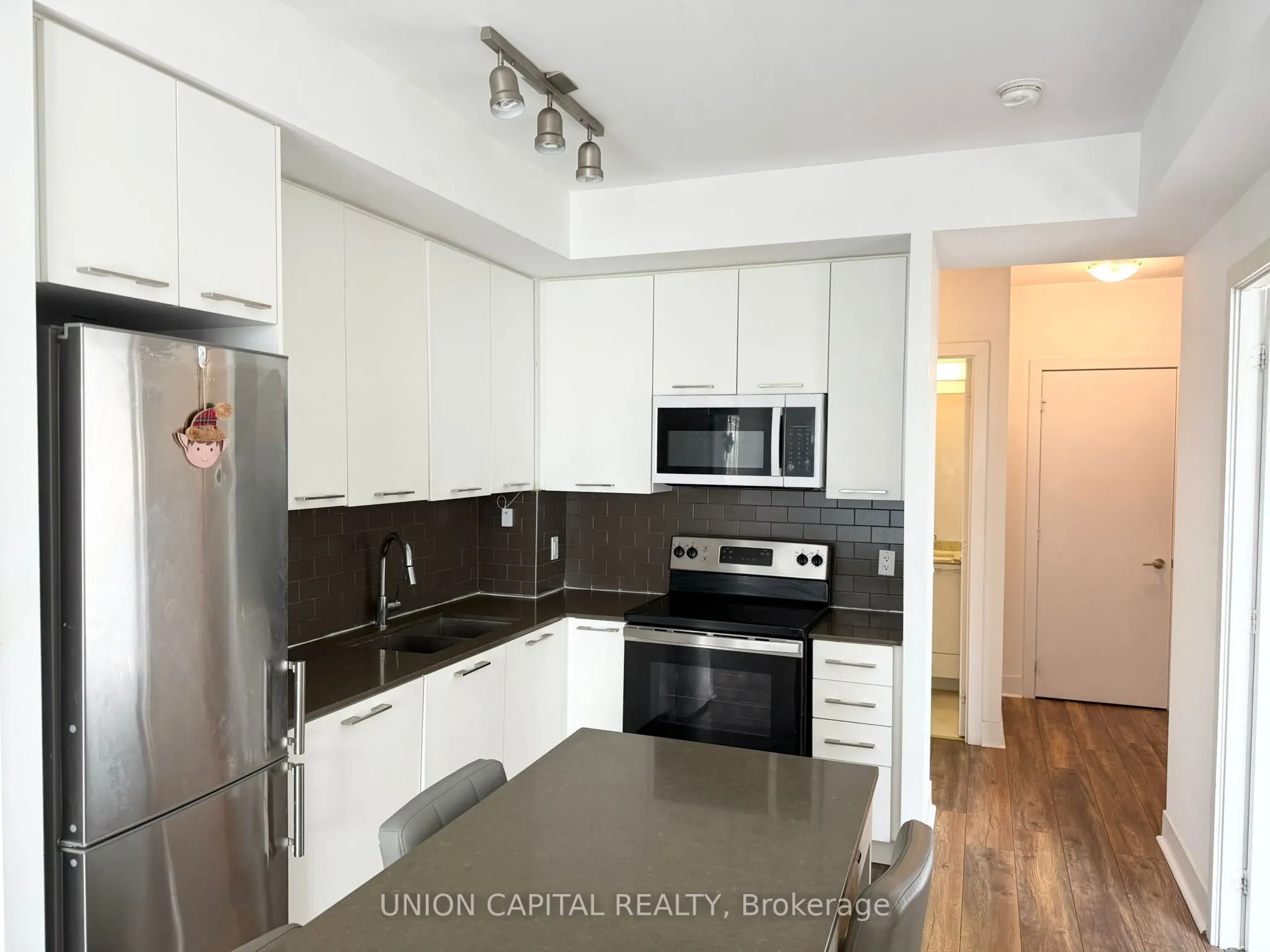 9471 Yonge Street, #1201