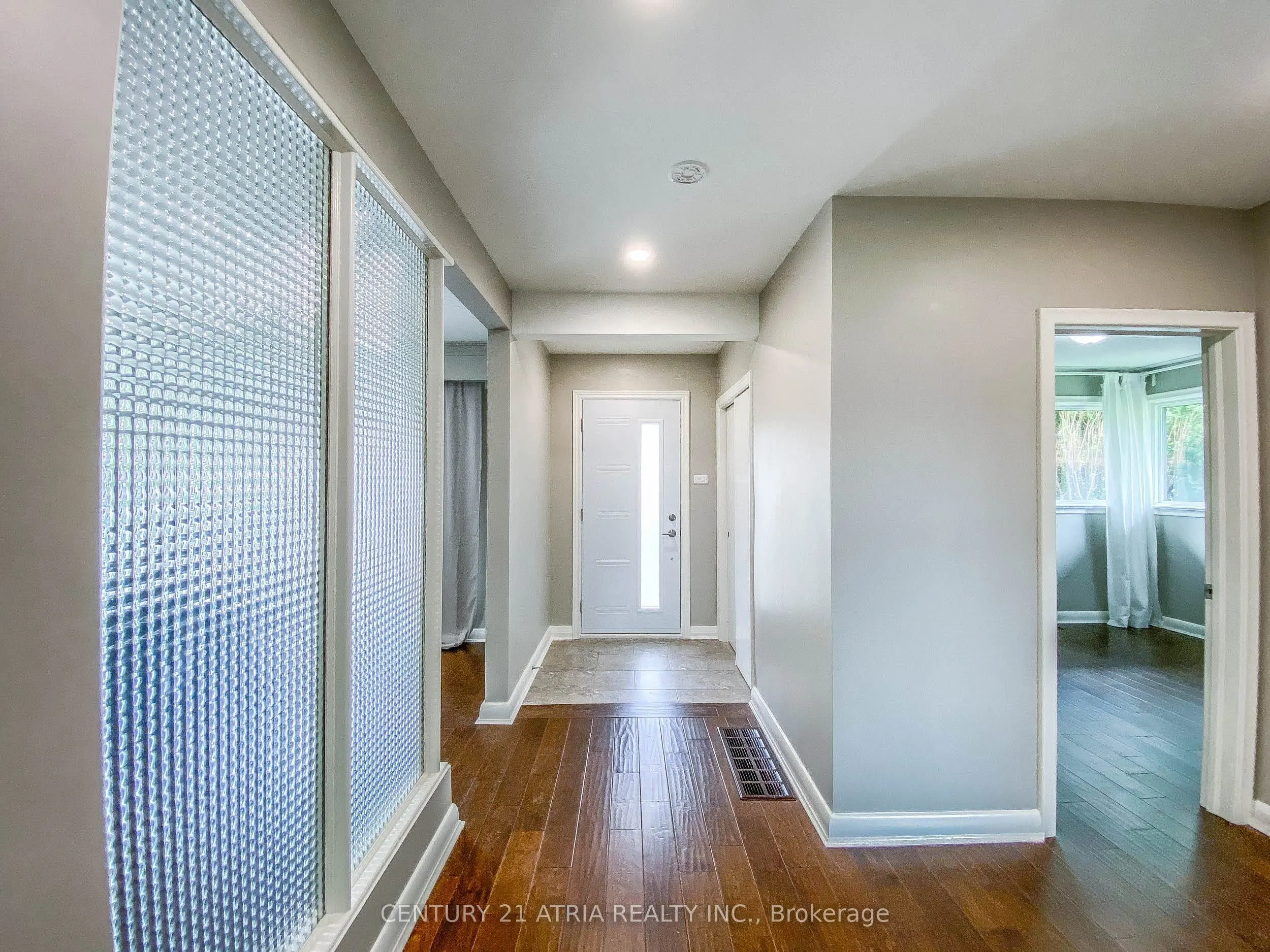 31 Rockview Gardens