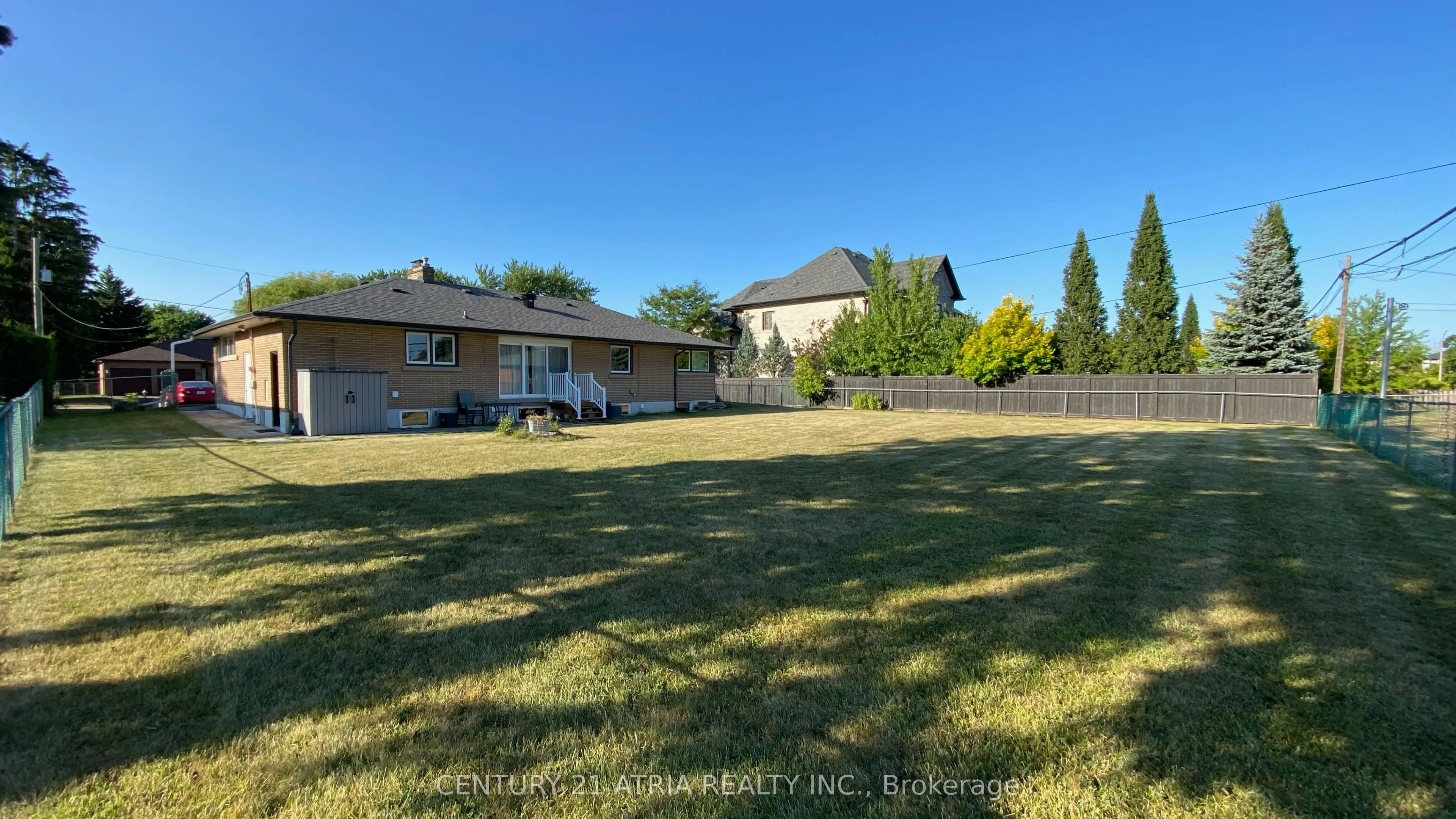 31 Rockview Gardens