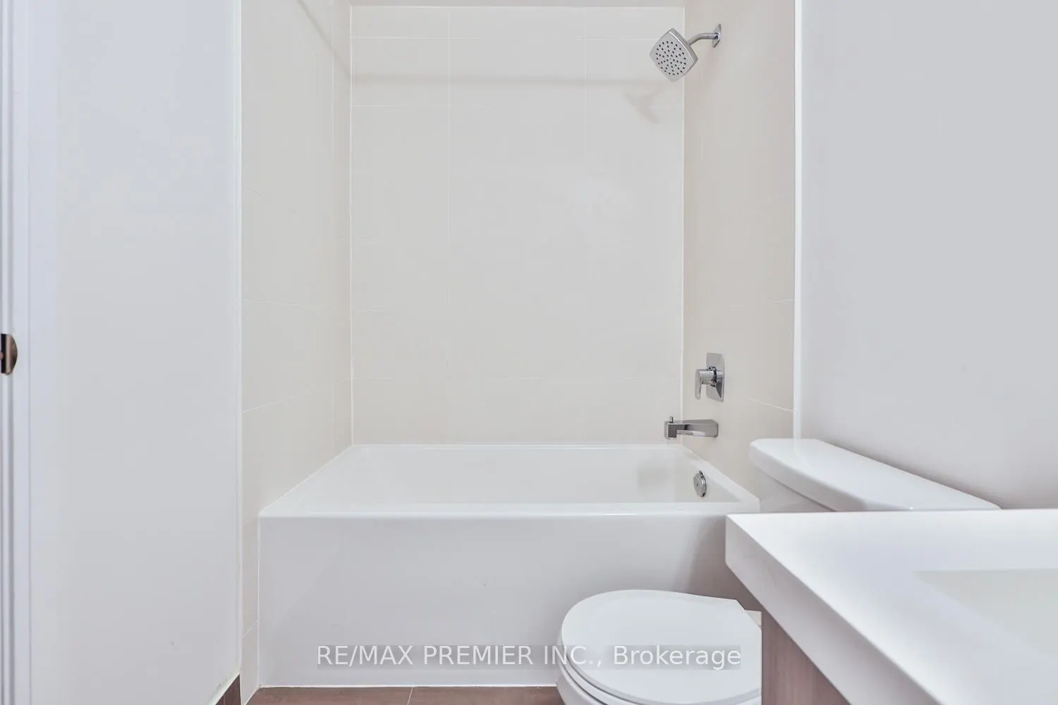 7895 Jane Street, #1504