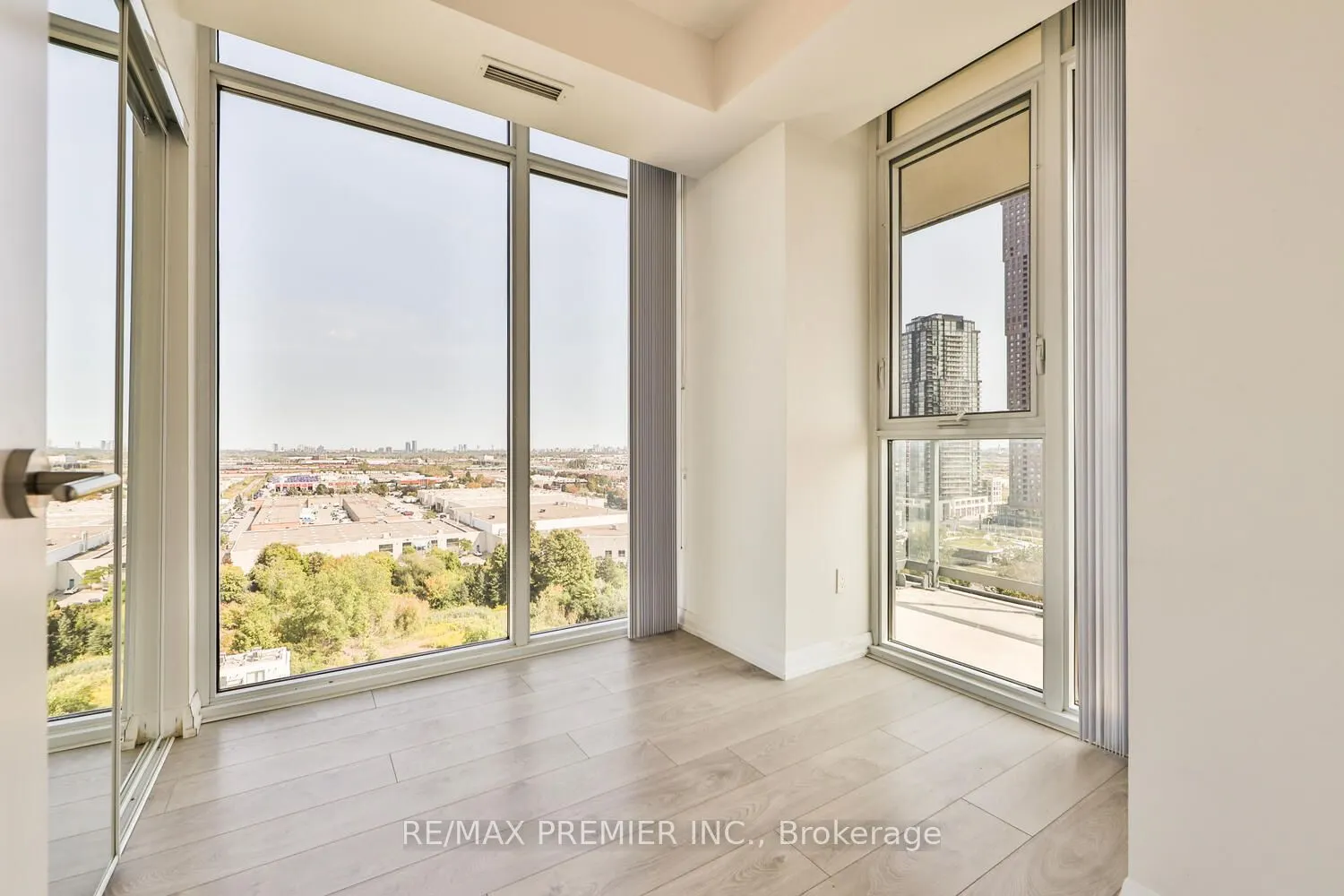 7895 Jane Street, #1504