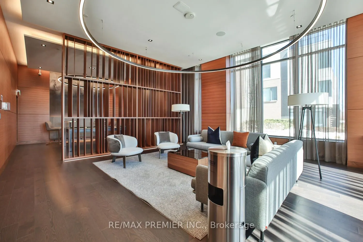 7895 Jane Street, #1504