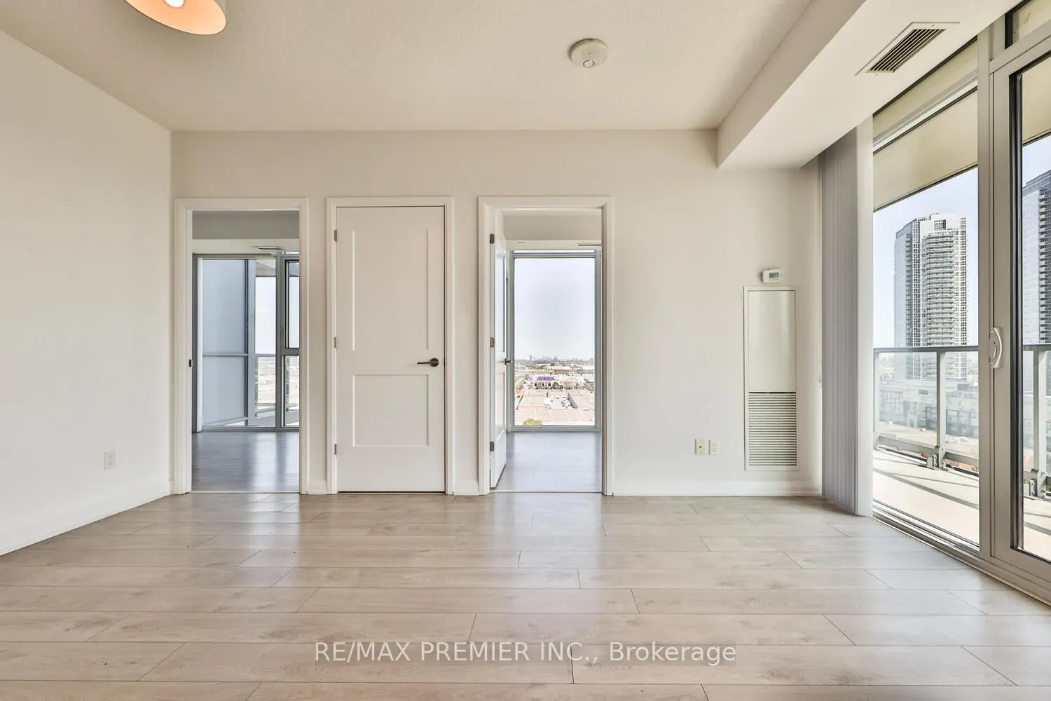 7895 Jane Street, #1504