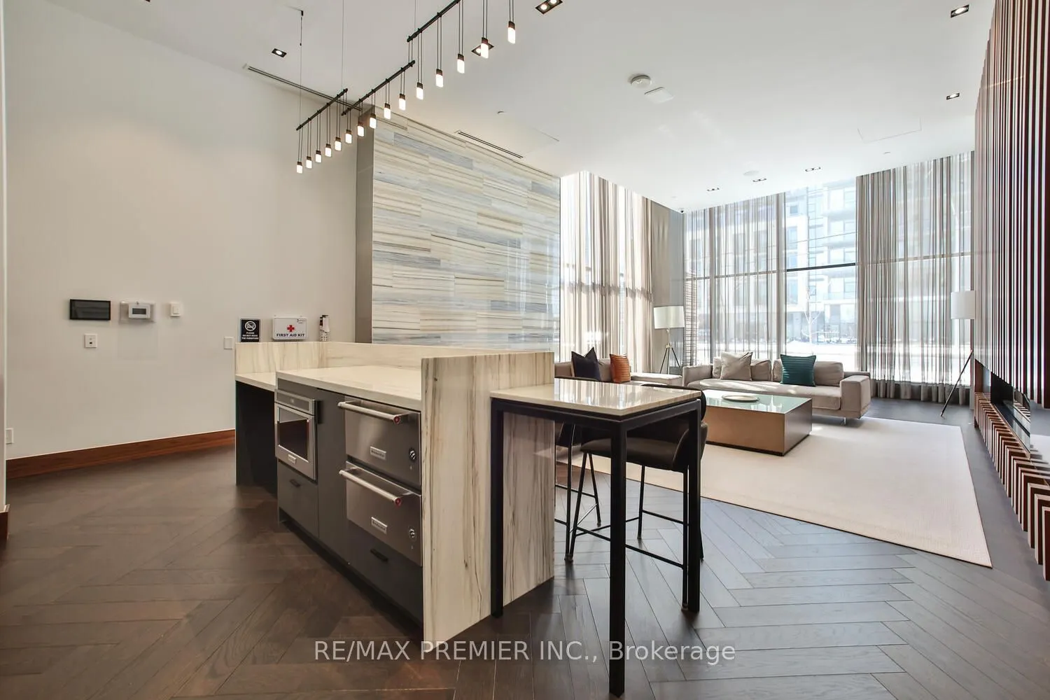 7895 Jane Street, #1504