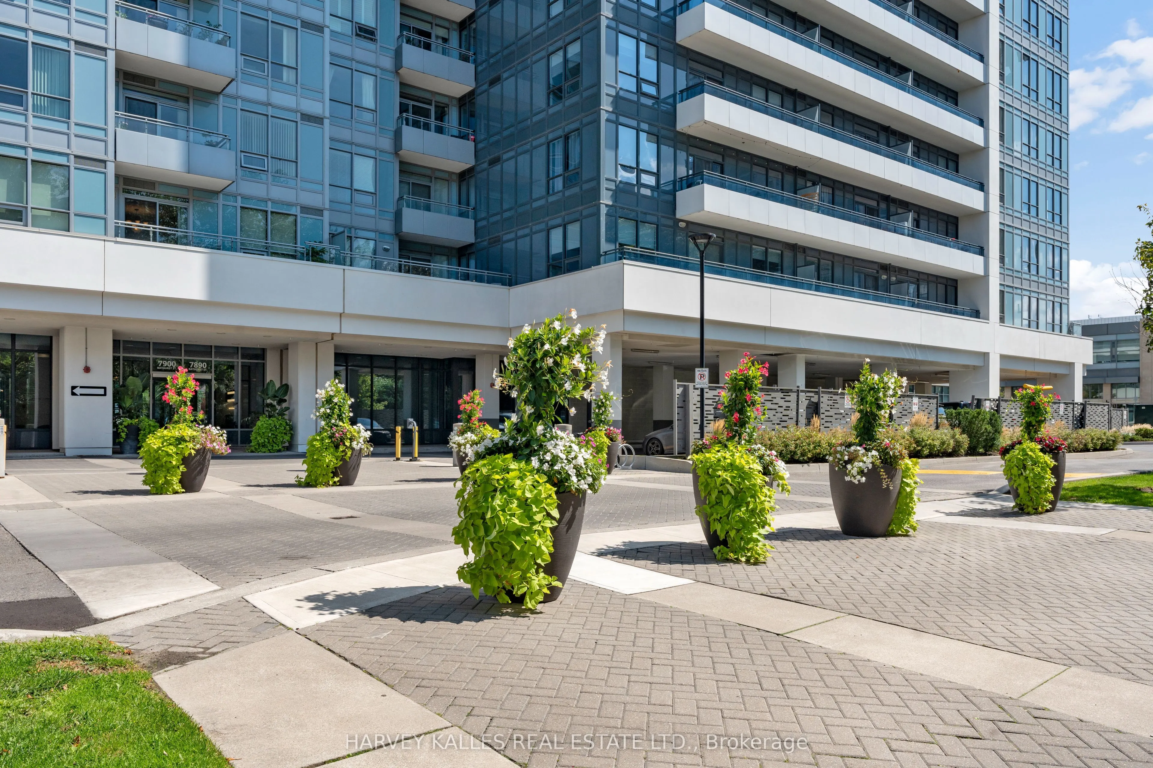 7890 Bathurst Street, #2608