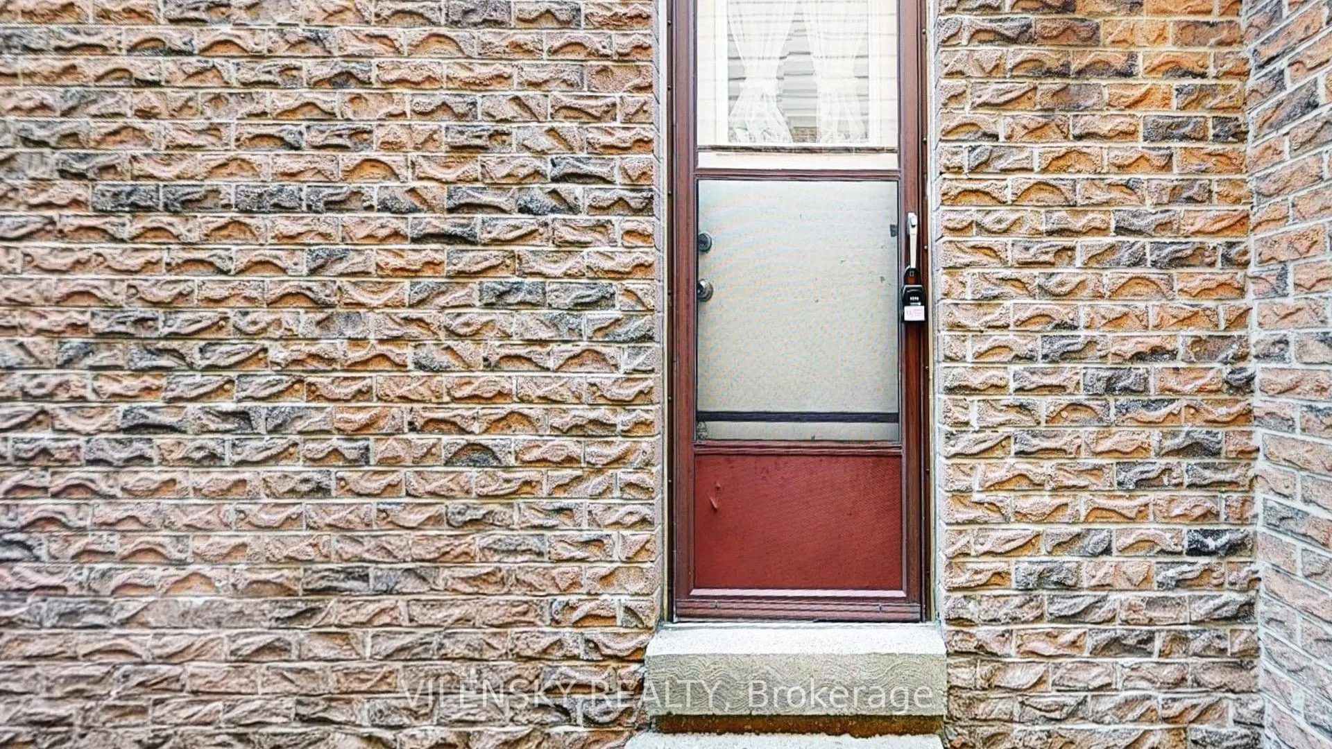 129 Hetherington Crescent, #BSMT
