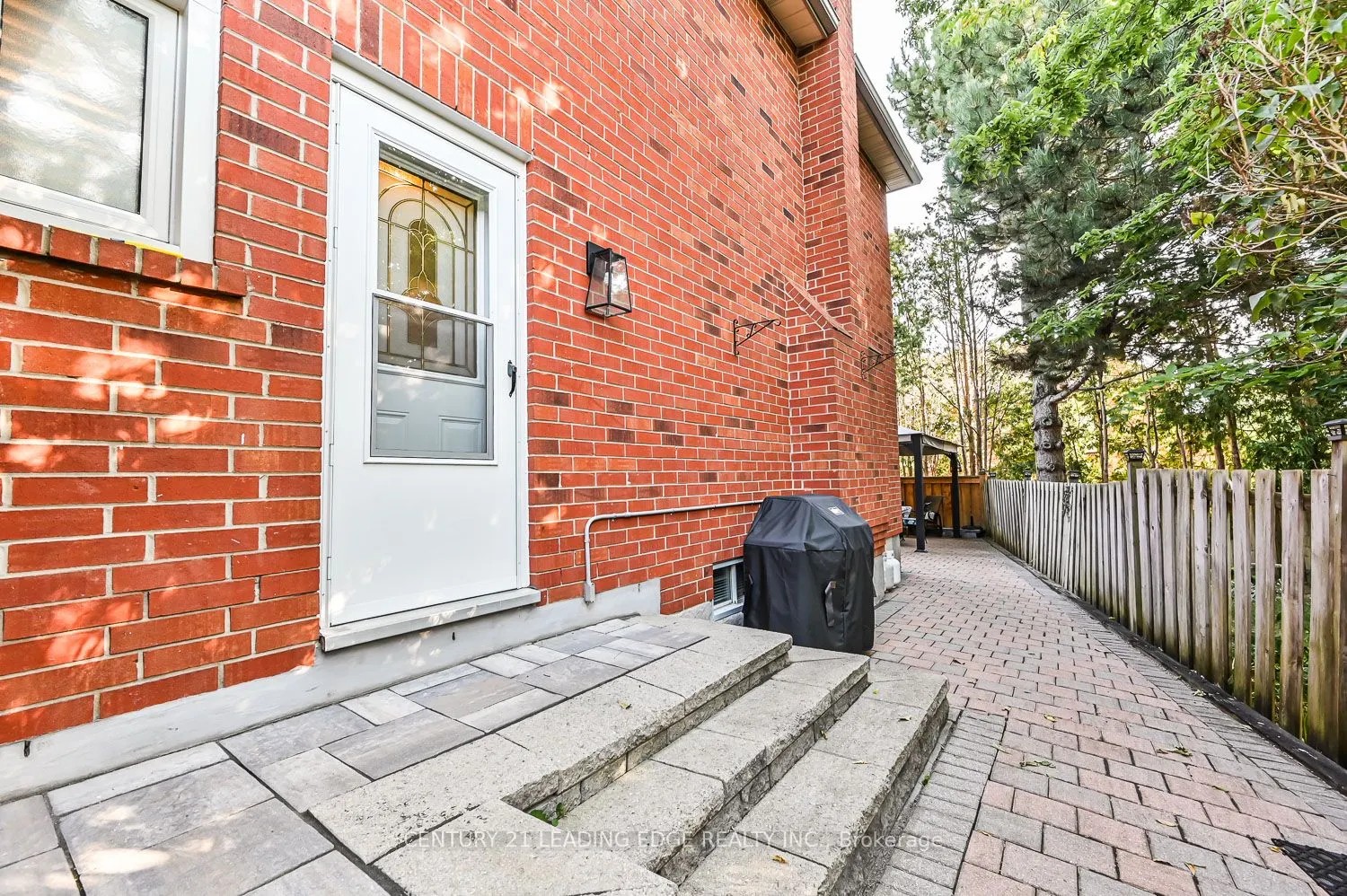 53 Mccarty Crescent