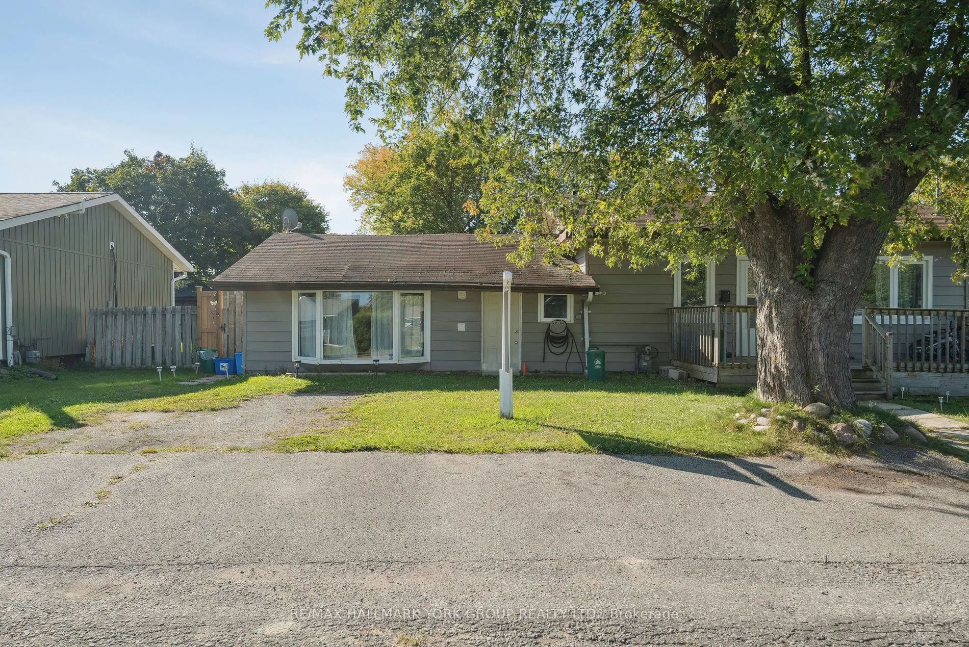 351 Winnifred Drive, #(East)