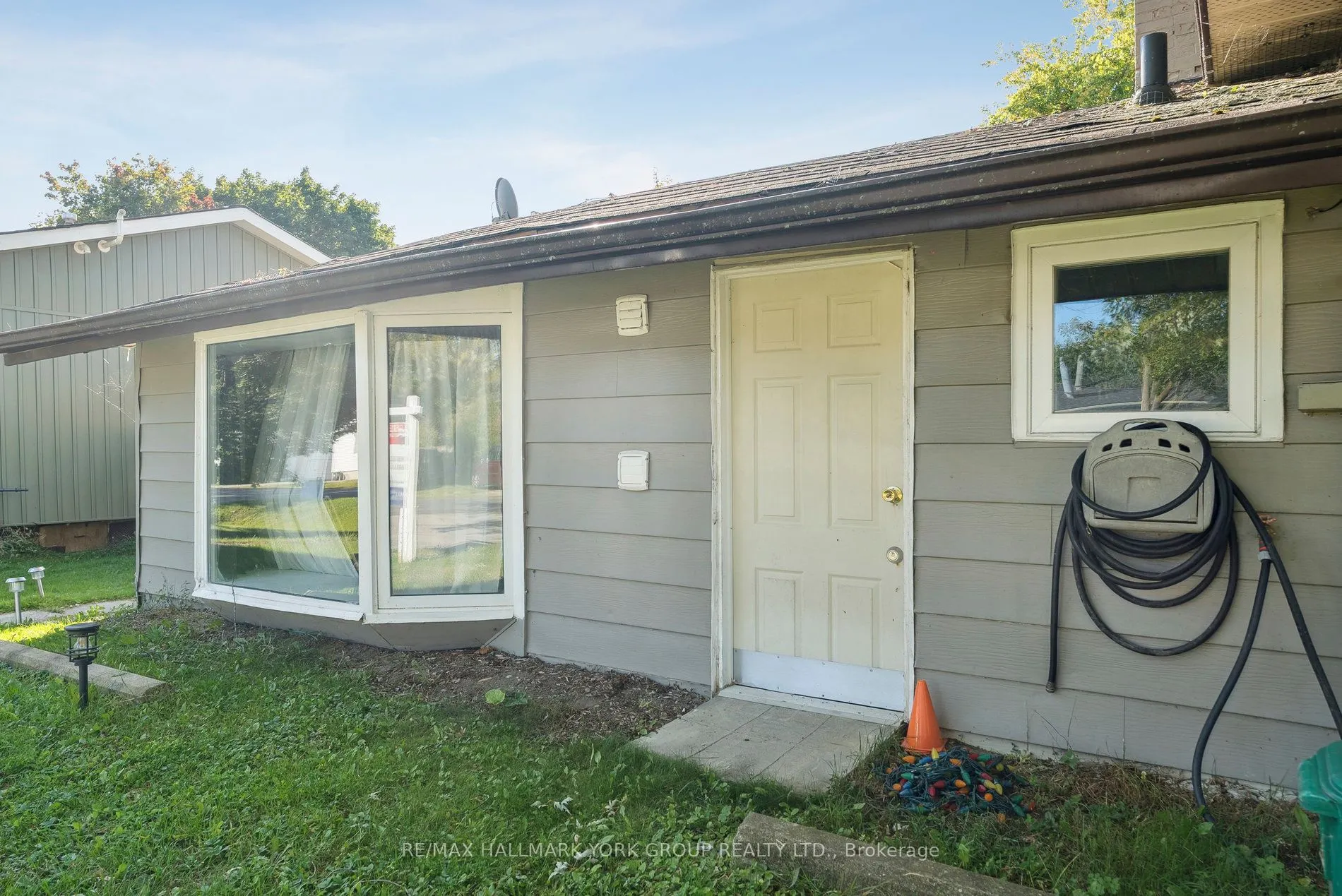 351 Winnifred Drive, #(East)