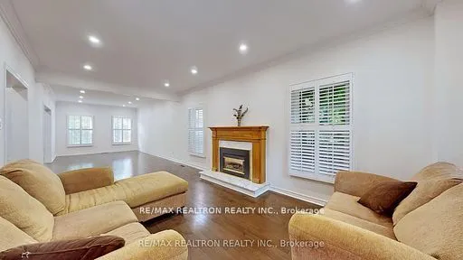 71 Gatcombe Circle
