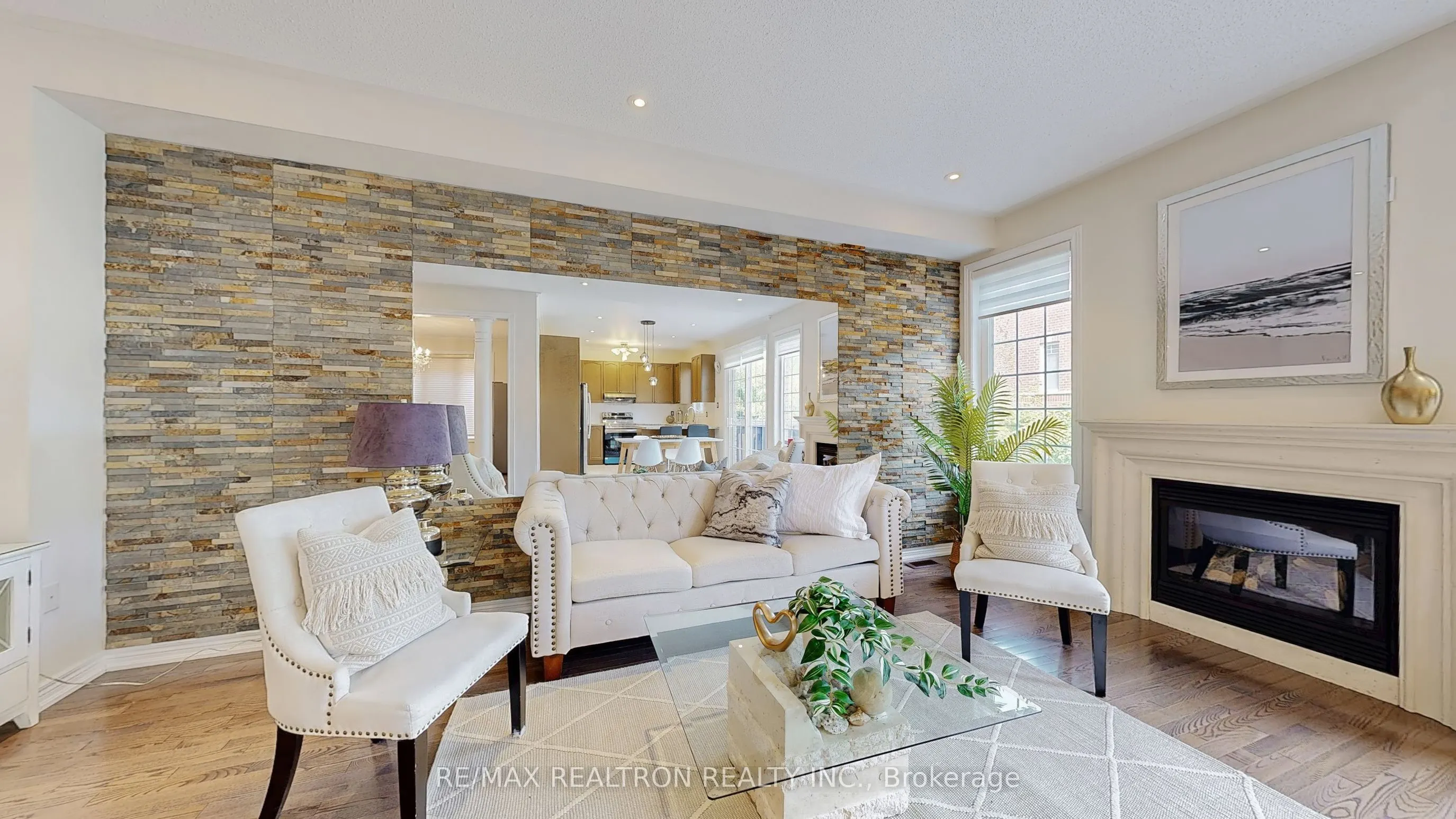 70 Albright Crescent