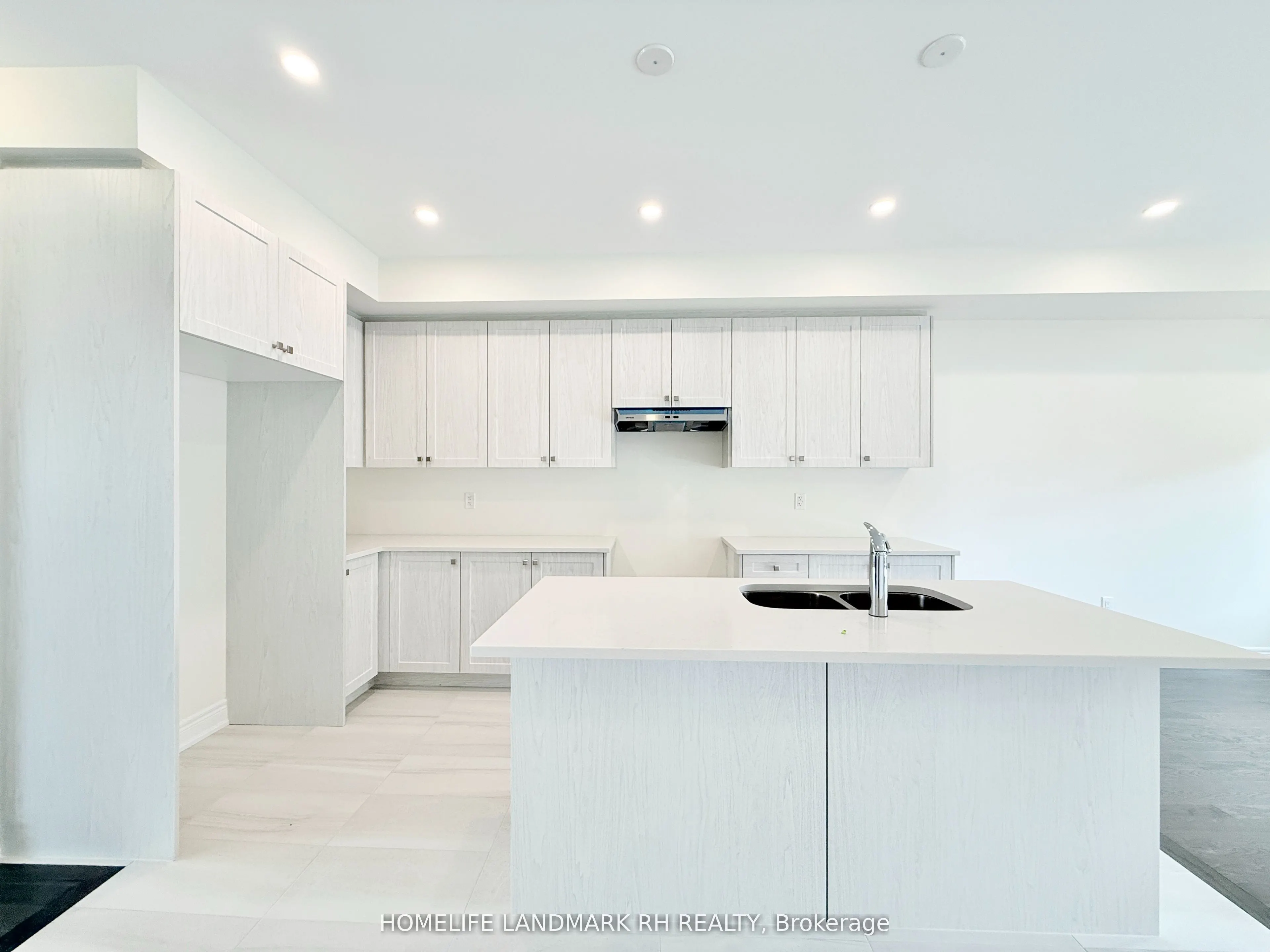 7 Lucy Pick Avenue