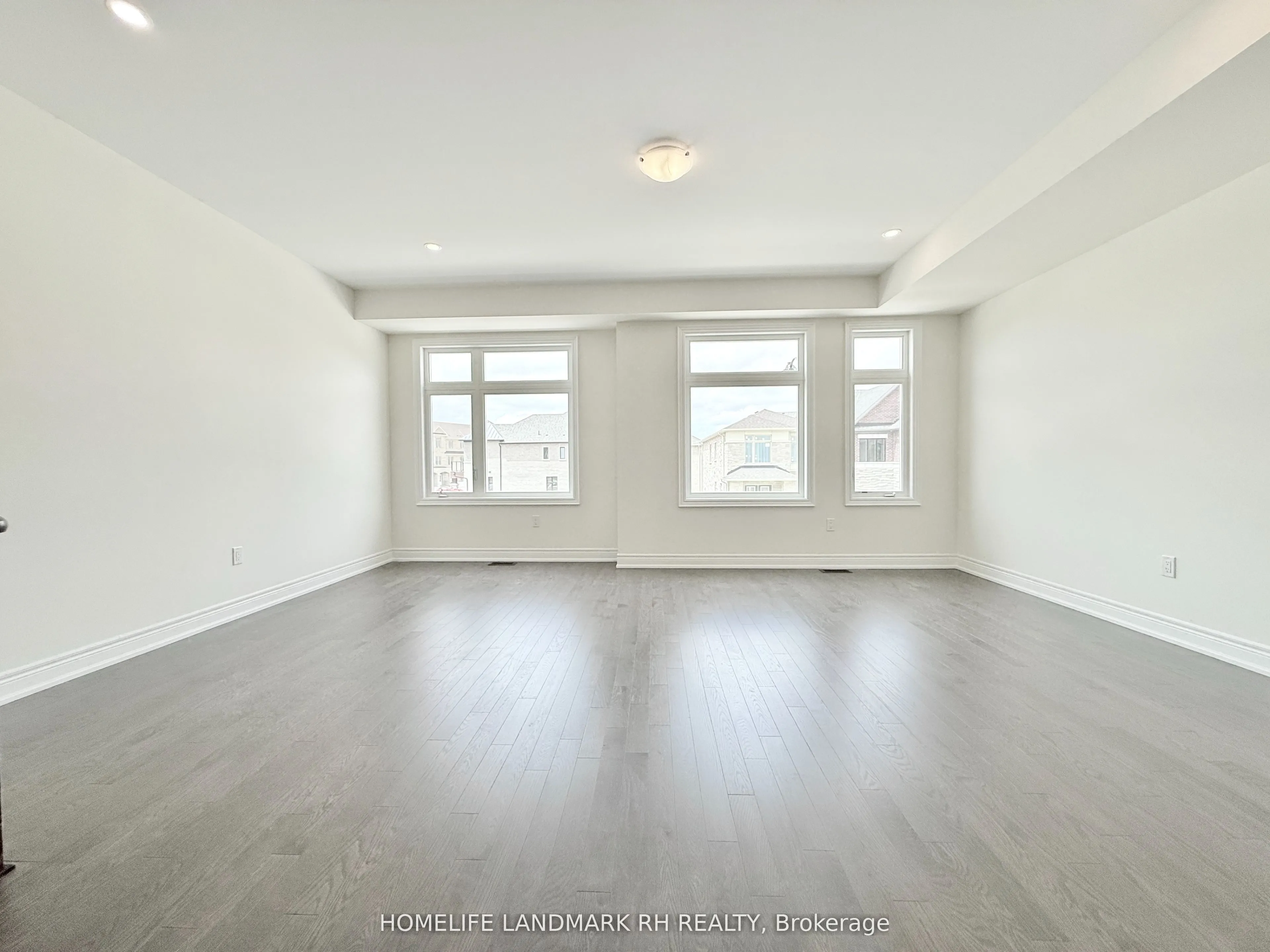 7 Lucy Pick Avenue