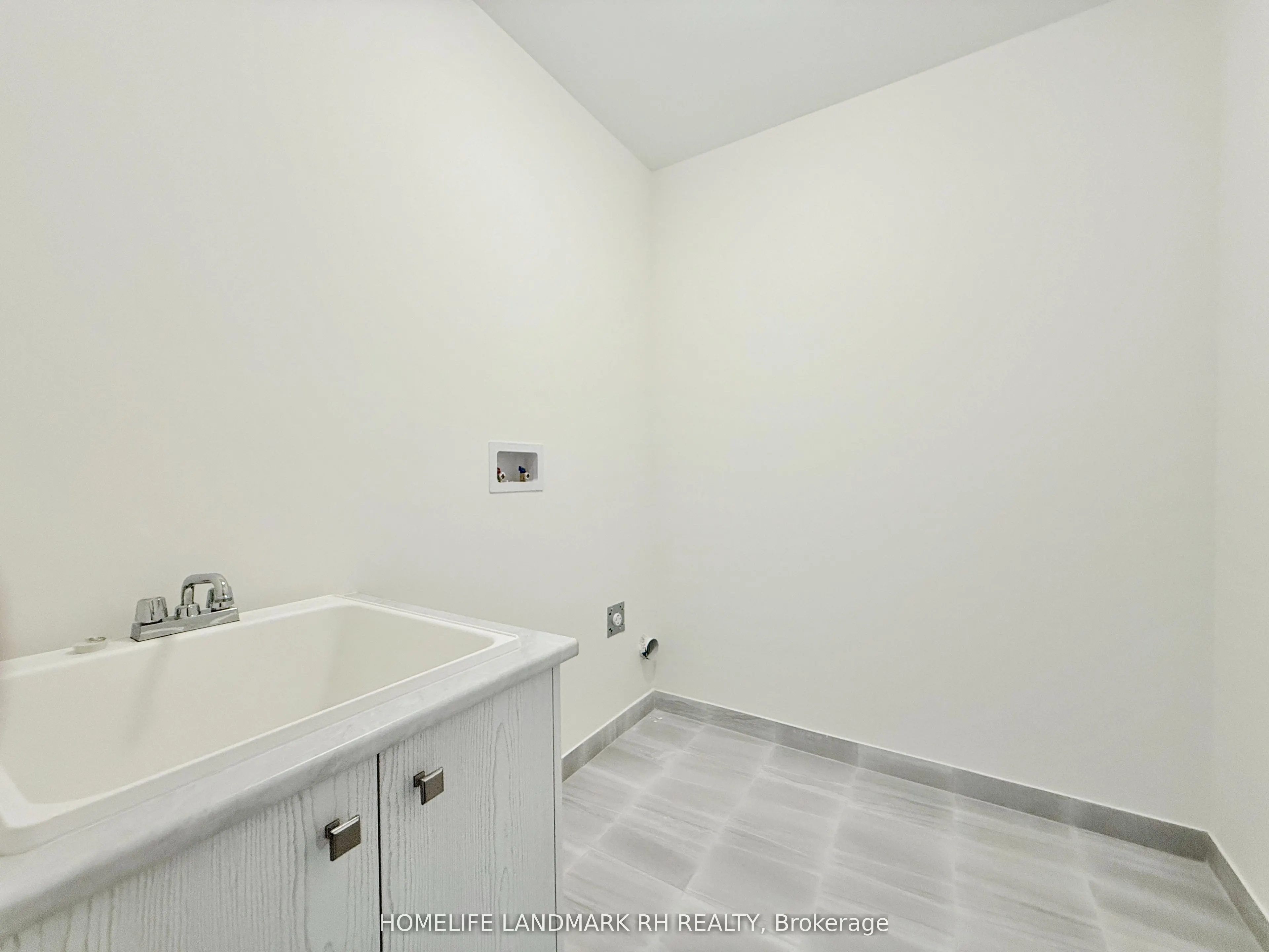 7 Lucy Pick Avenue