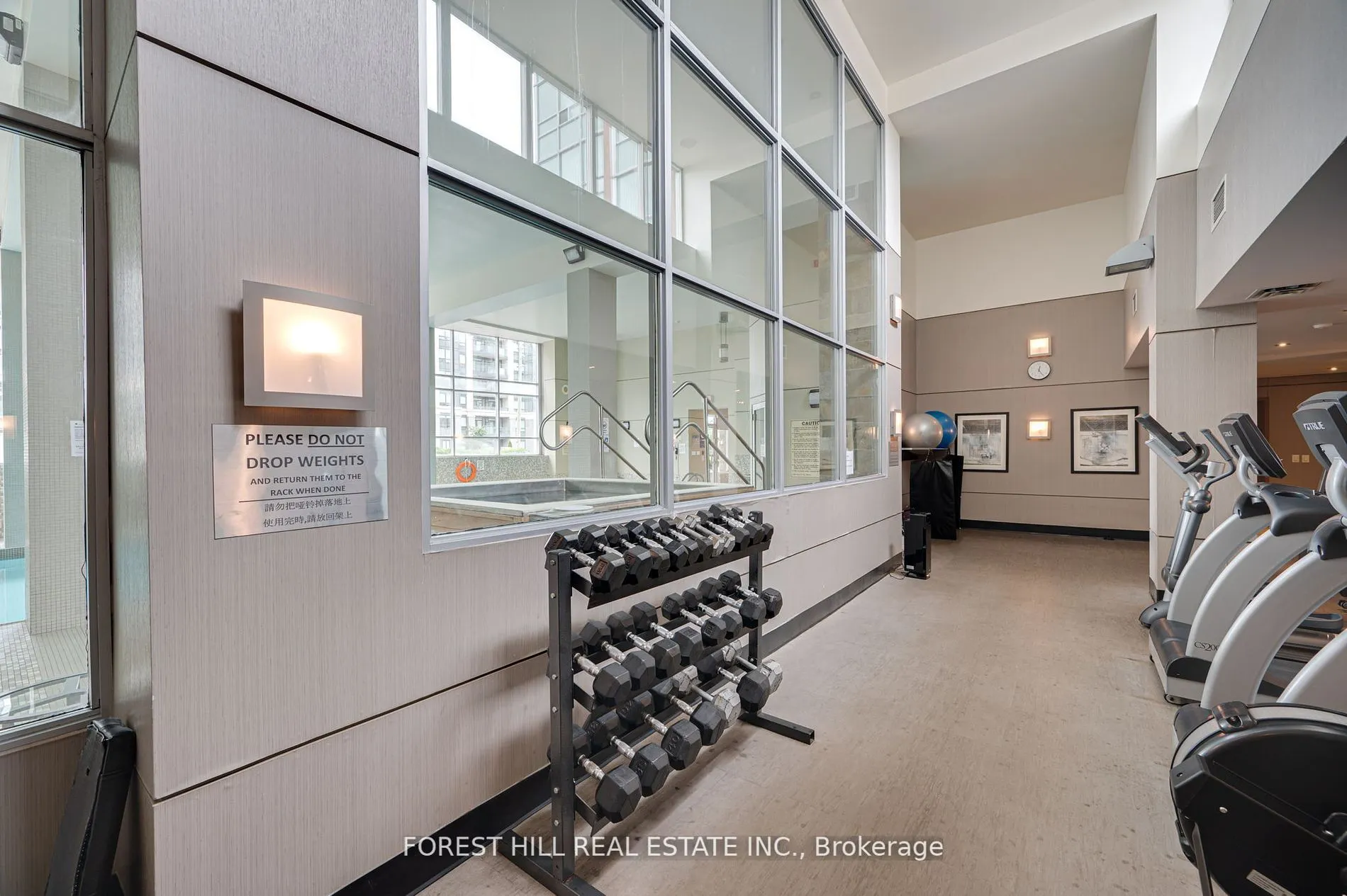 62 Suncrest Boulevard, #807