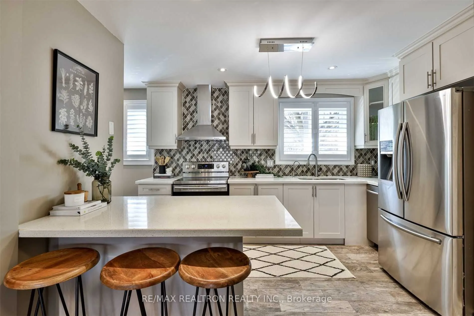 115 Henderson Avenue, #7
