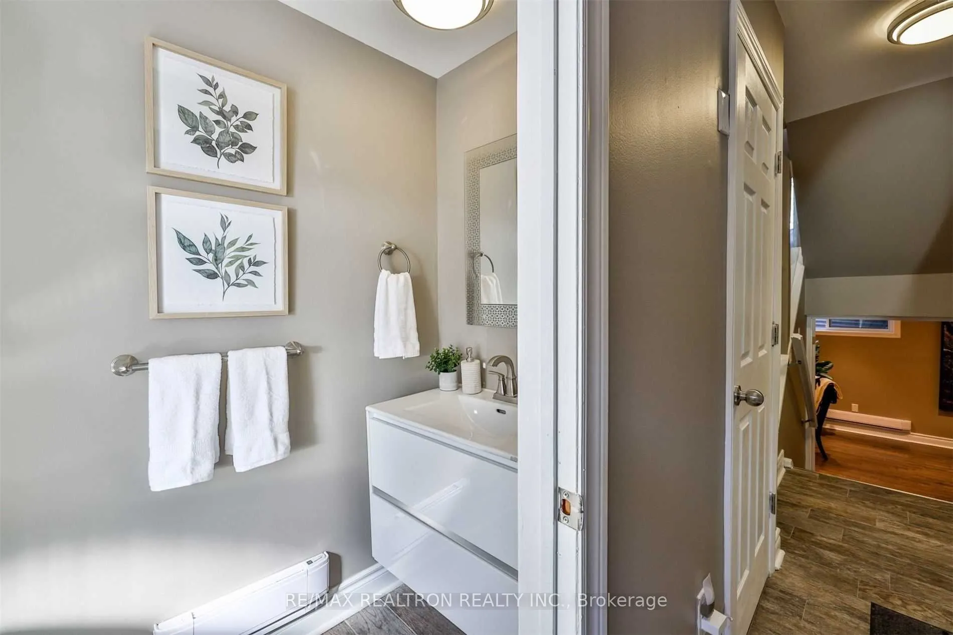 115 Henderson Avenue, #7