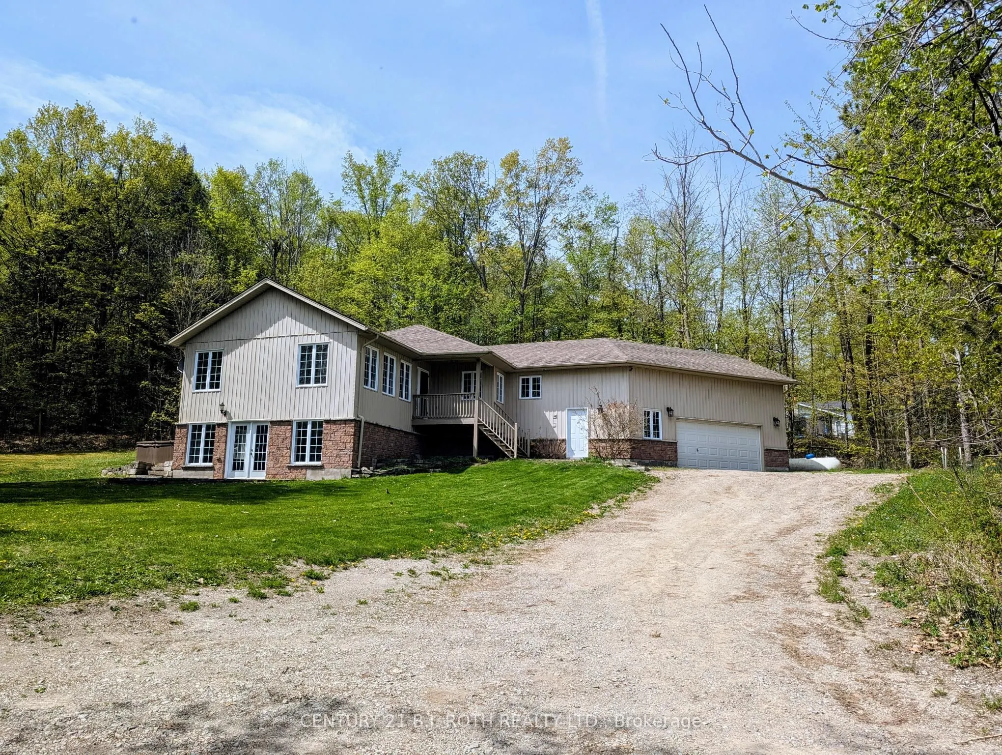 4927 25 Side Road