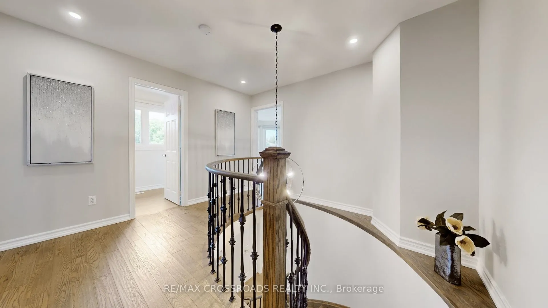 25 Strathearn Avenue