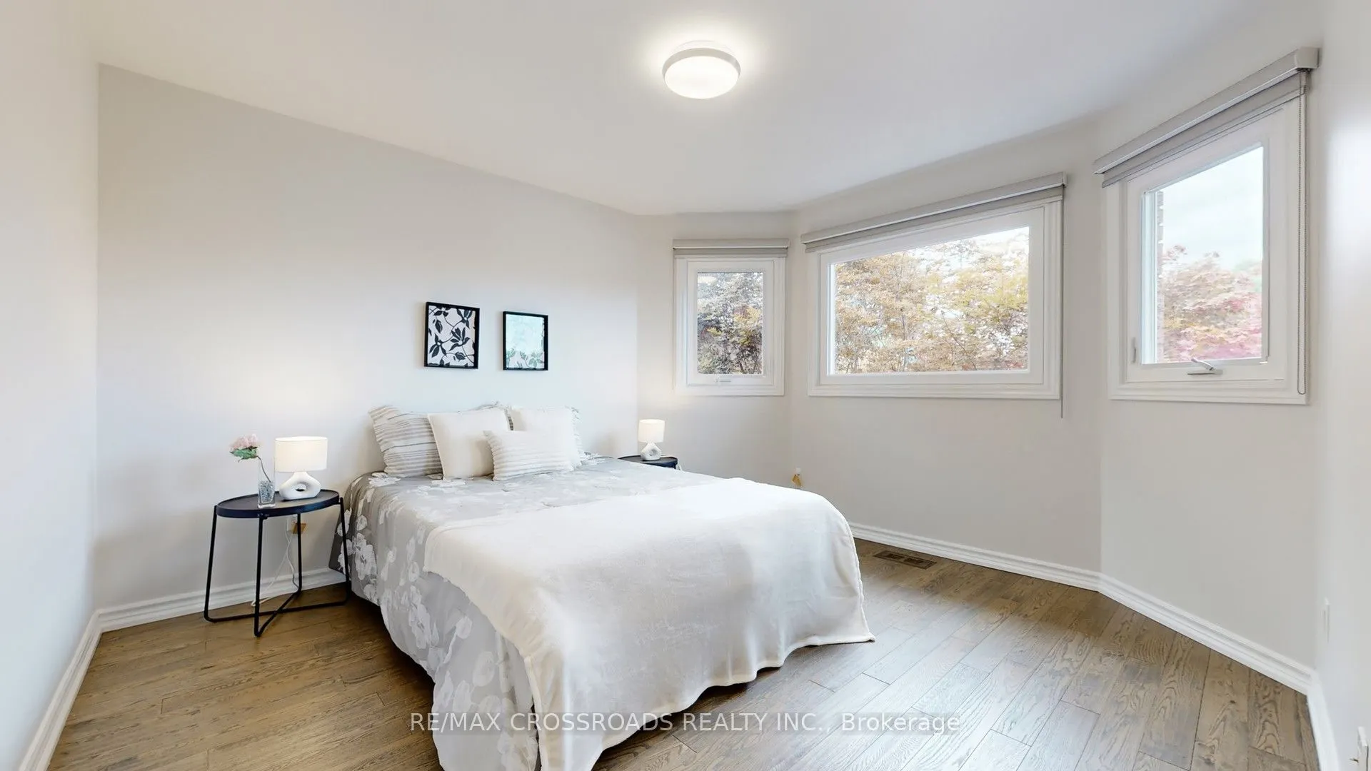 25 Strathearn Avenue