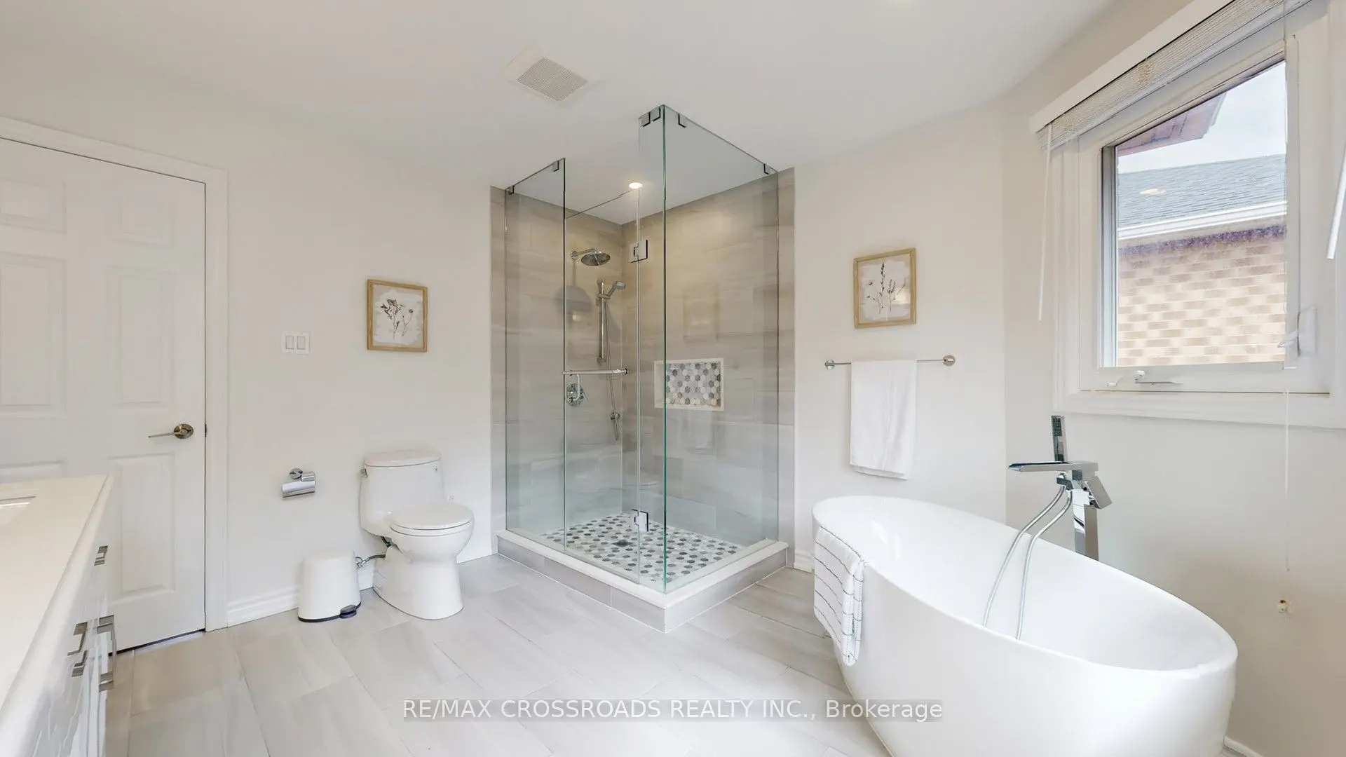 25 Strathearn Avenue