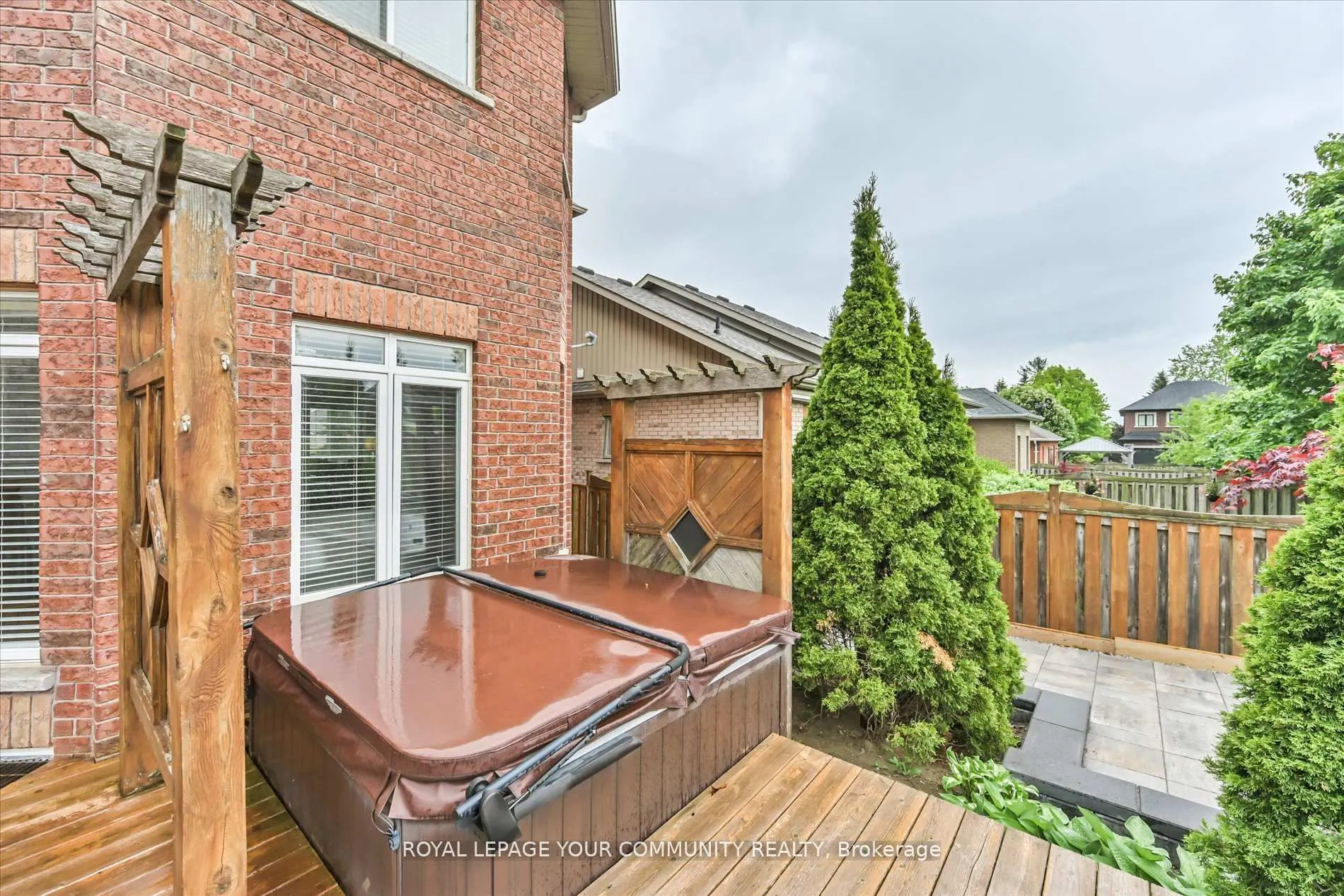 8 Highland Terrace