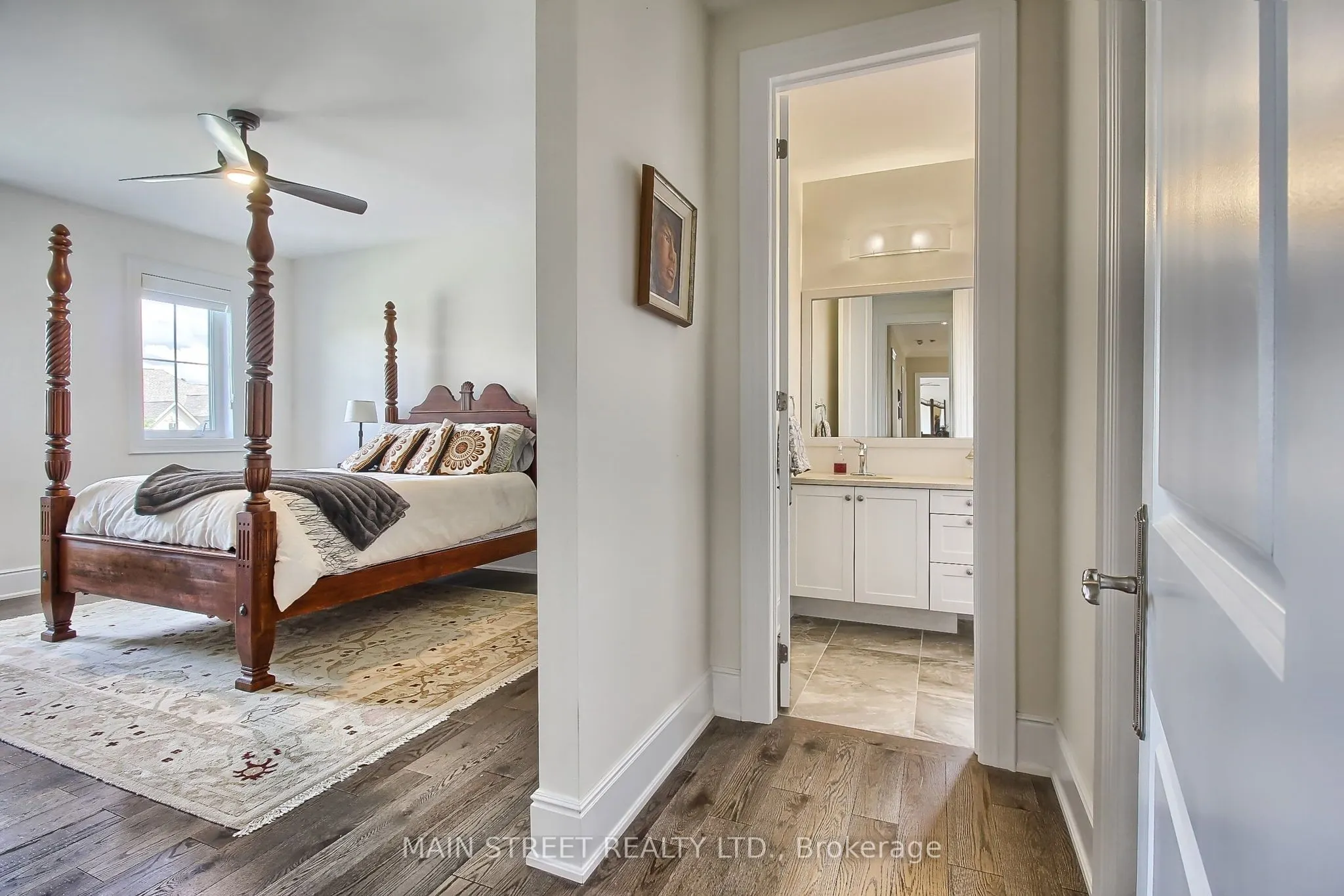 18 Country Club Crescent