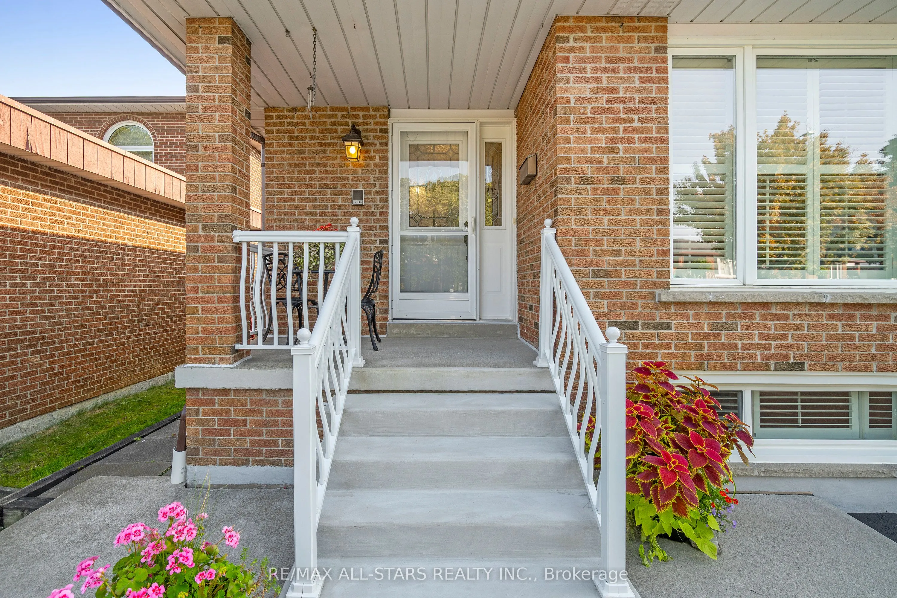 14 Barrington Crescent