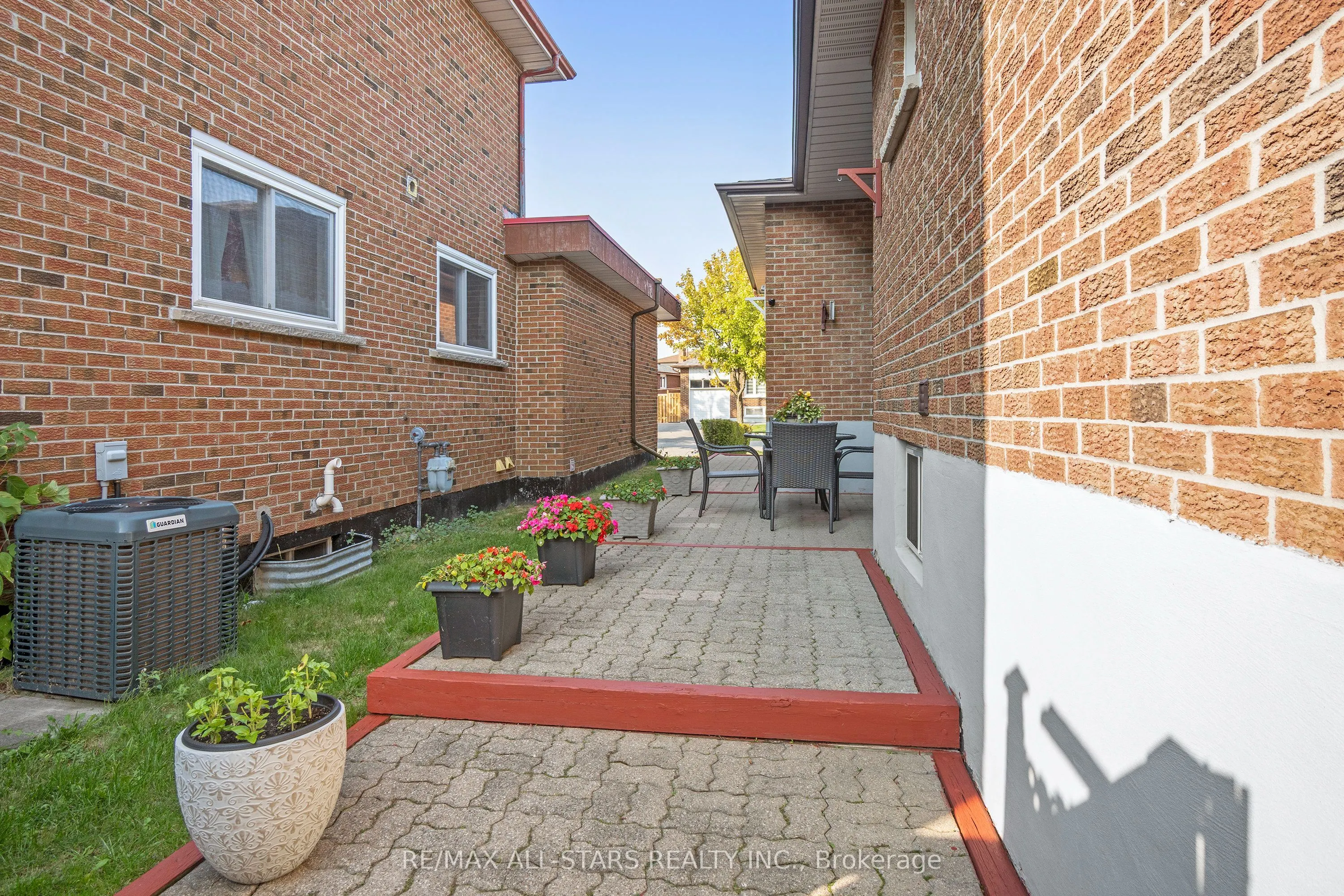 14 Barrington Crescent