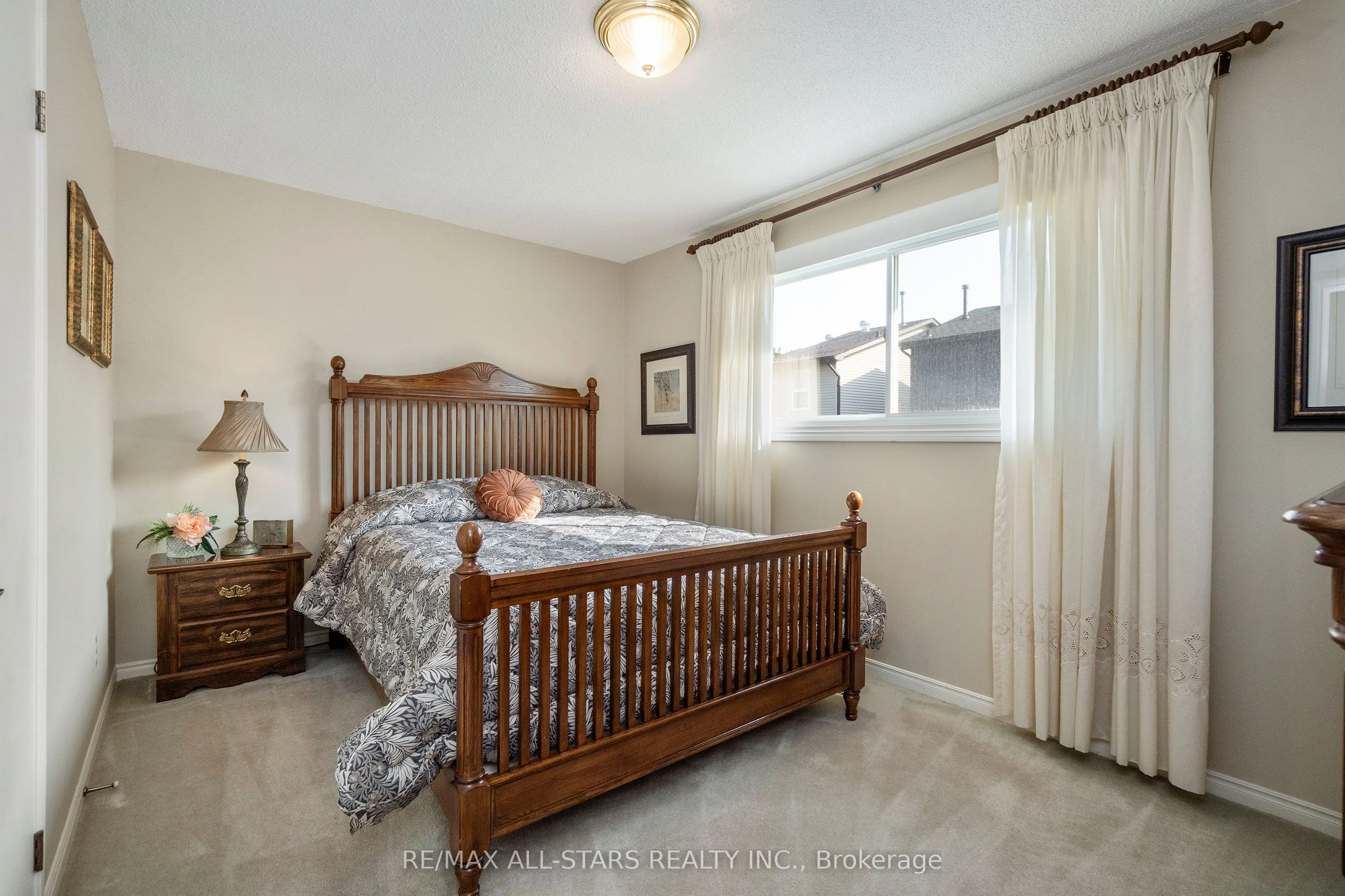 14 Barrington Crescent