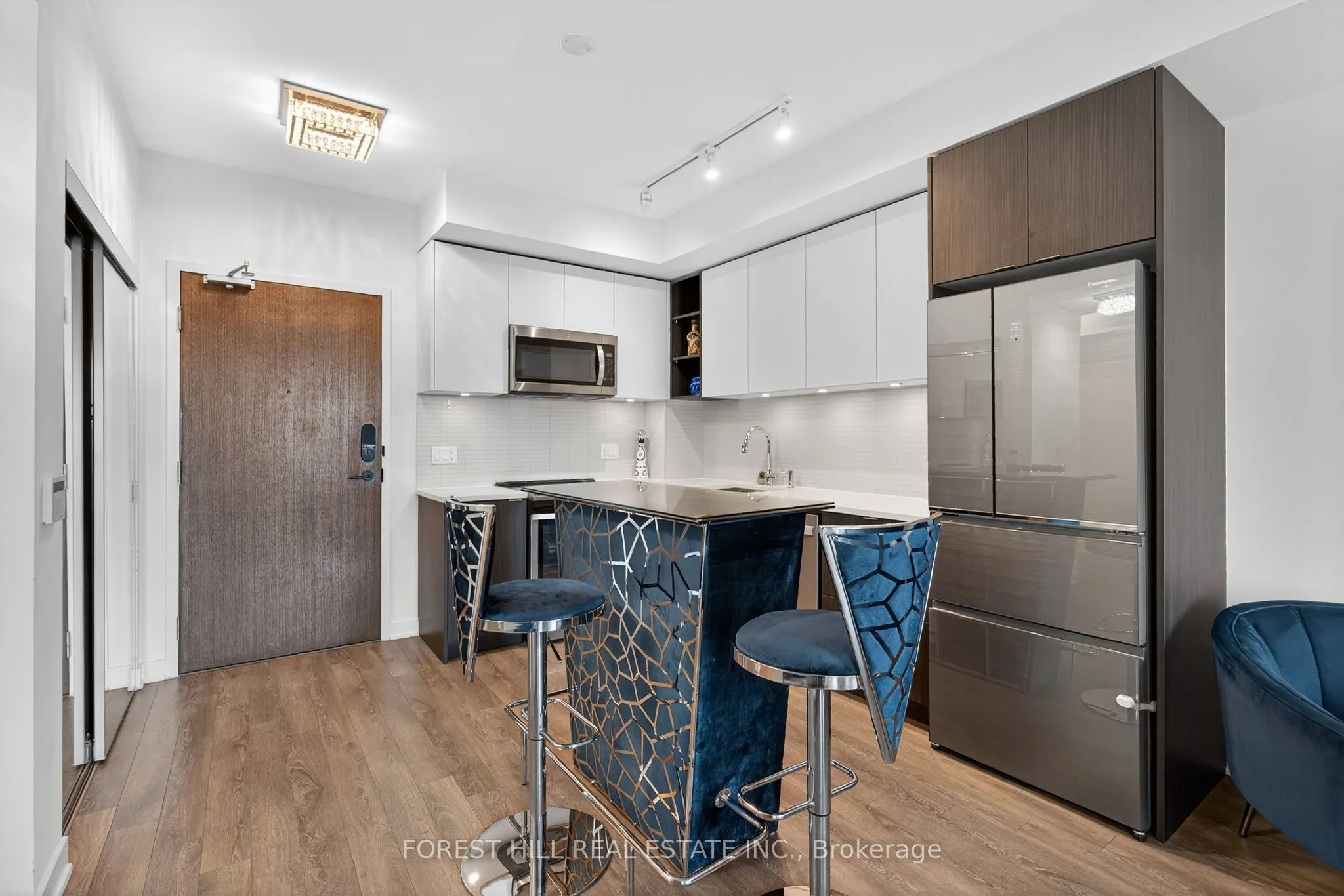 100 Eagle Rock Way, #831