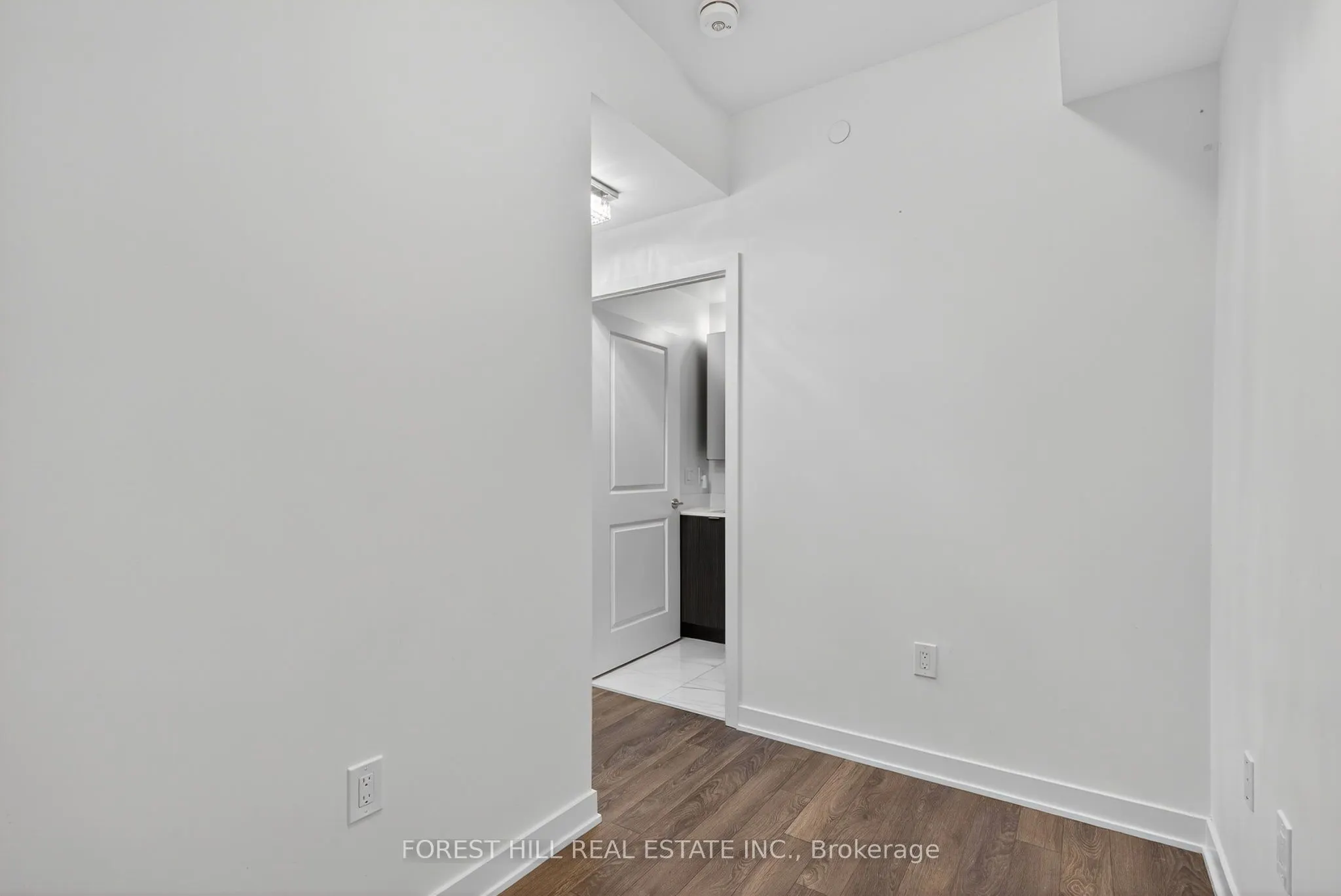 100 Eagle Rock Way, #831