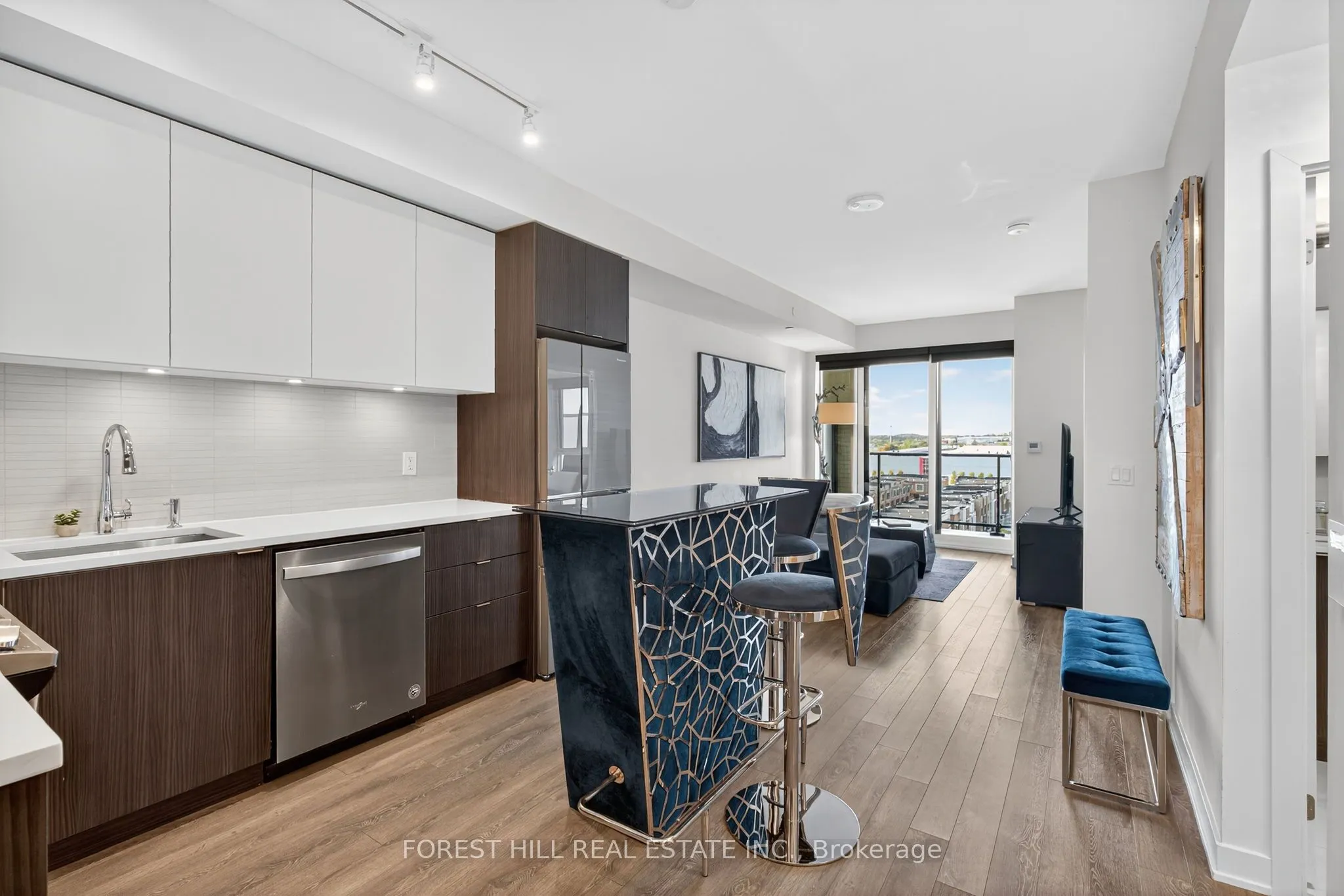 100 Eagle Rock Way, #831