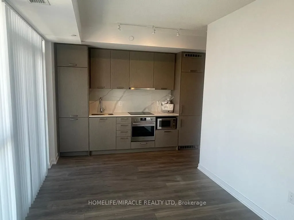 38 Honeycrisp Crescent, #1617