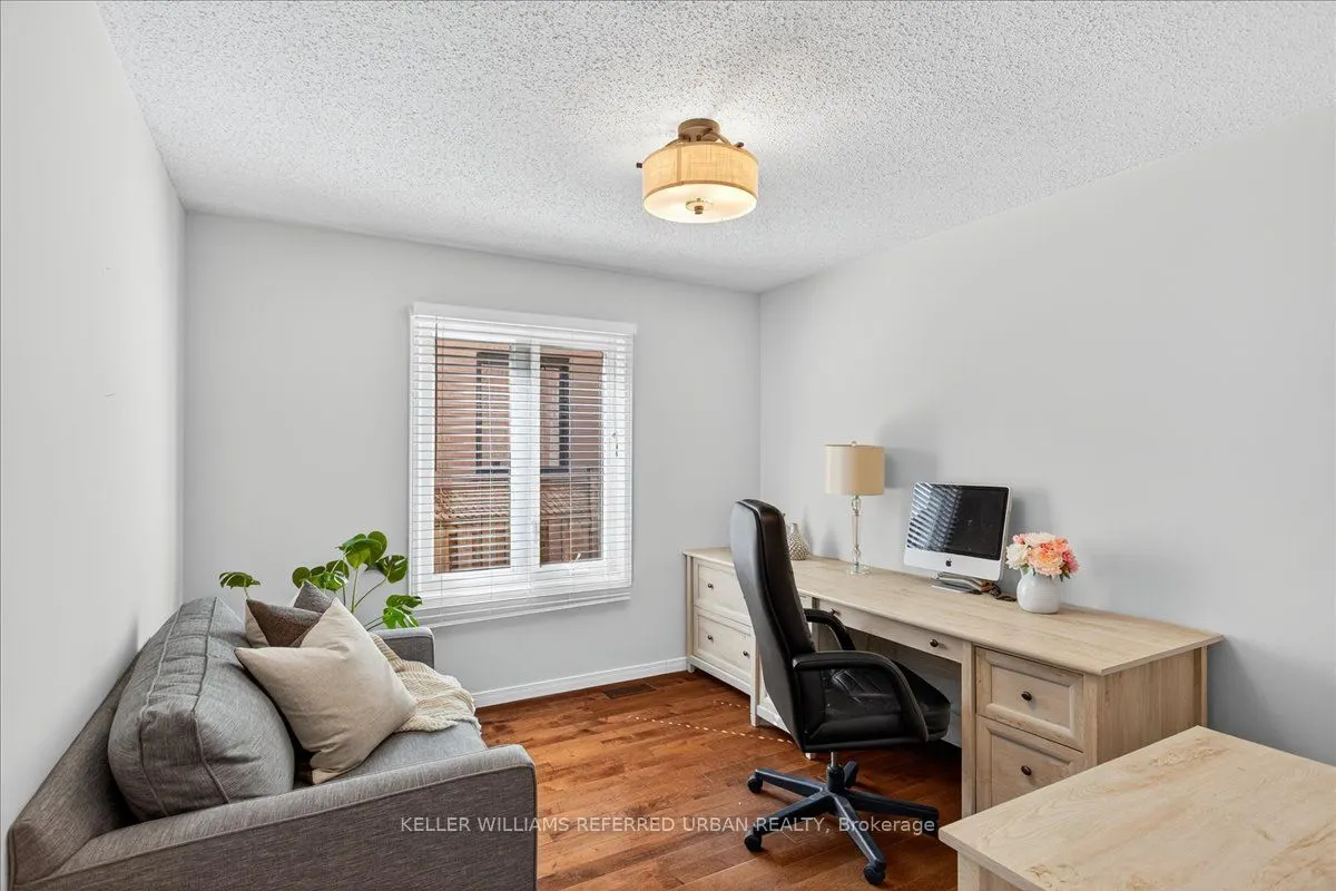 32 Nelson Circle