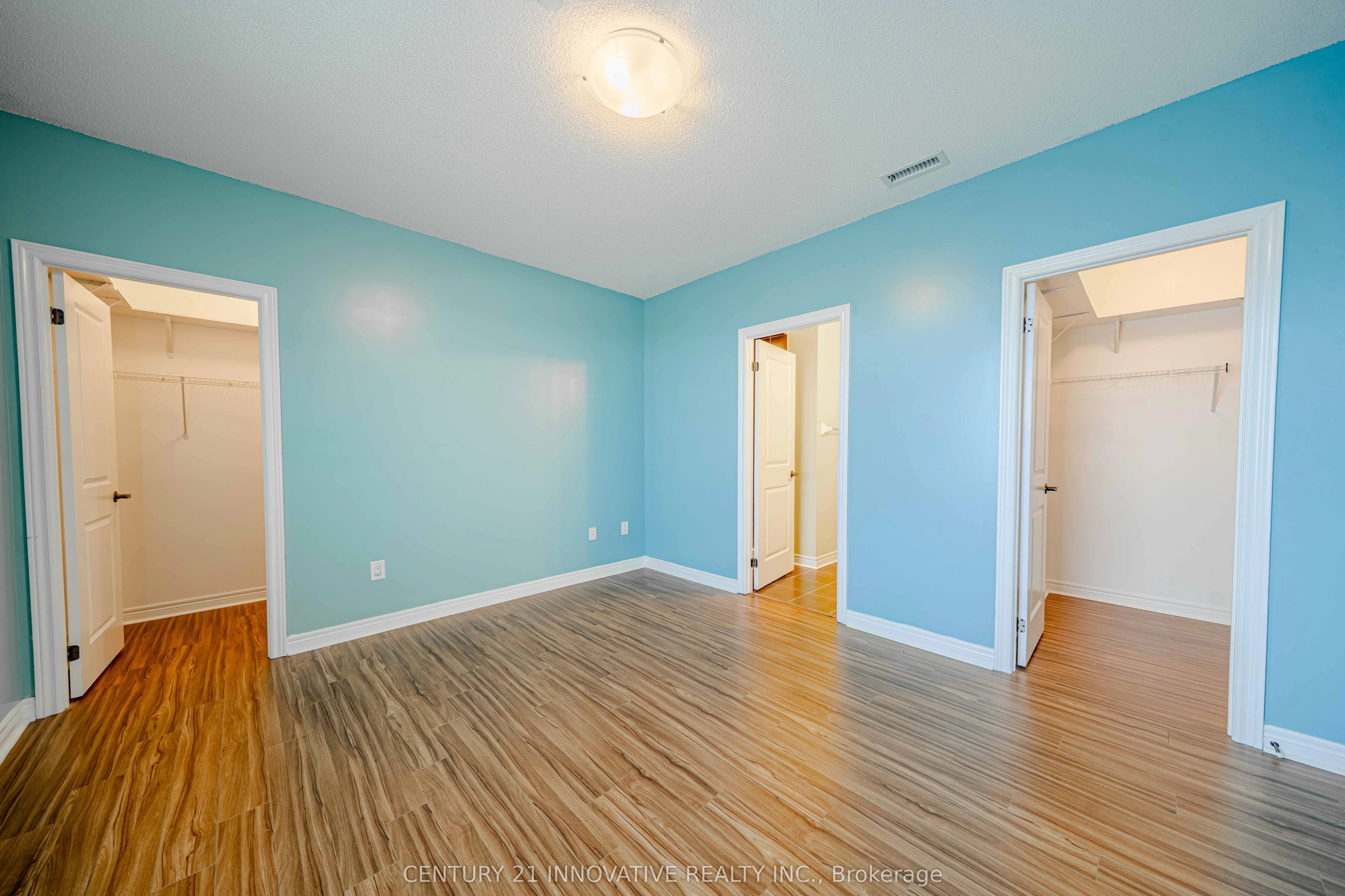7325 Markham Road, #806