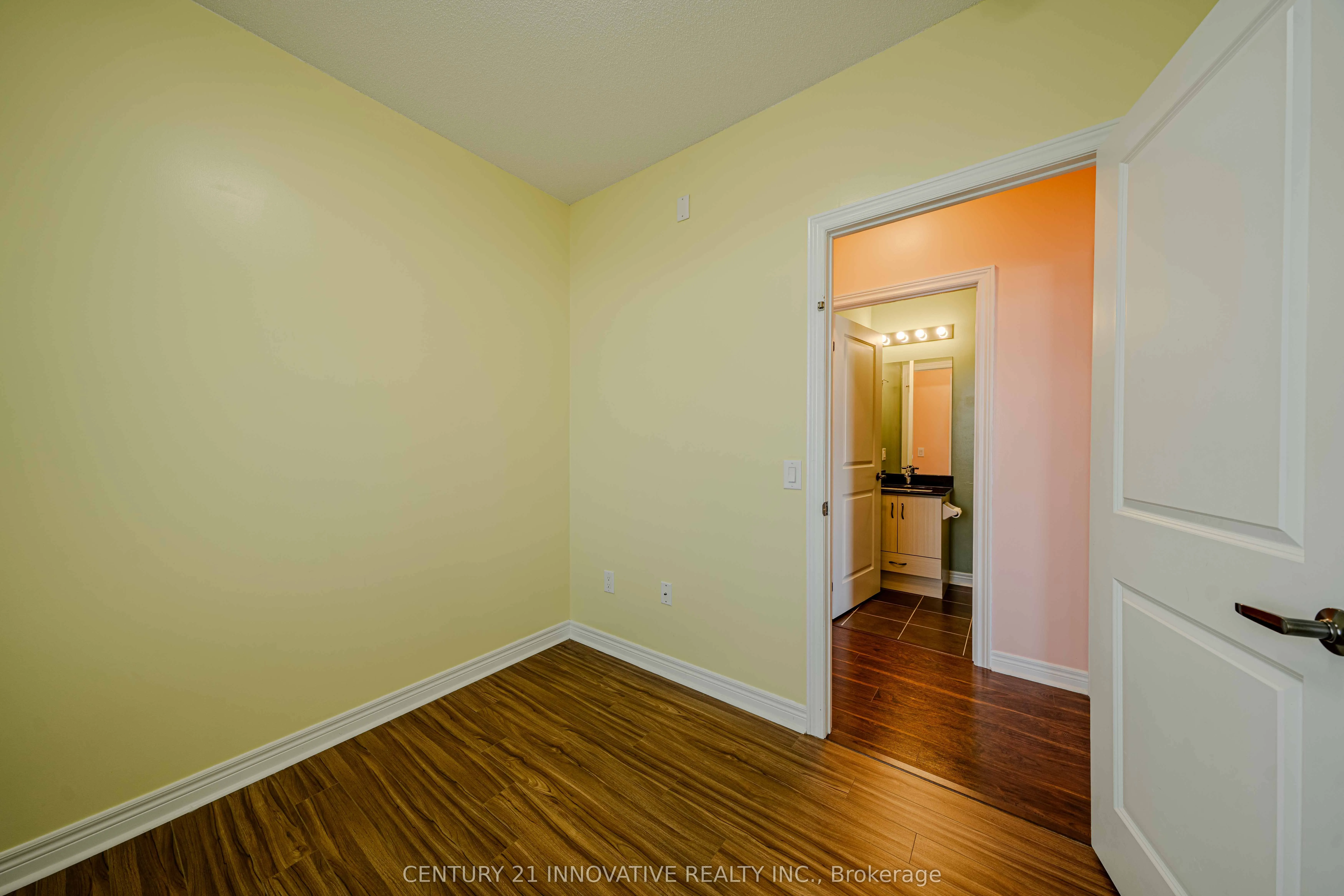 7325 Markham Road, #806