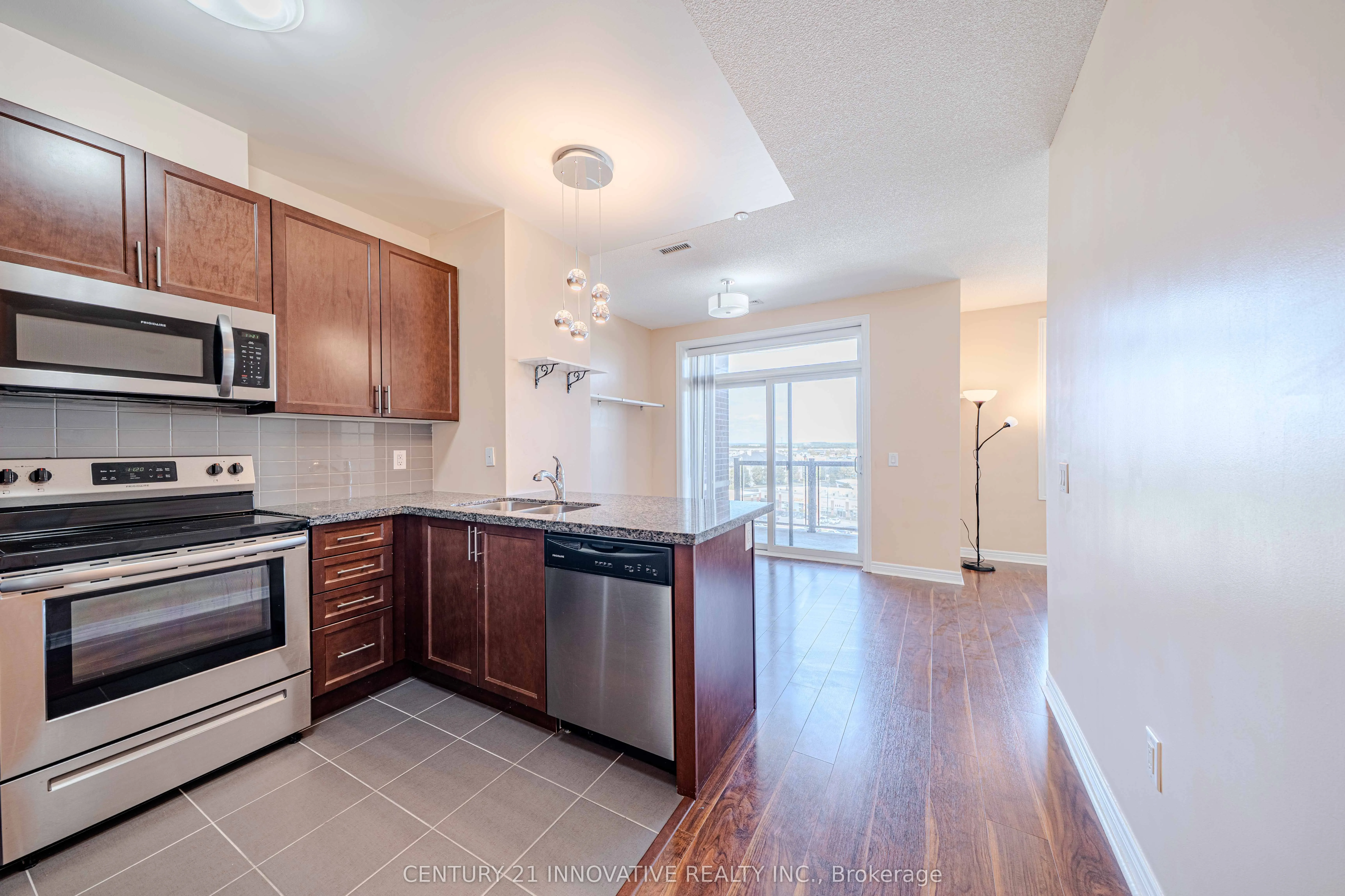 7325 Markham Road, #806