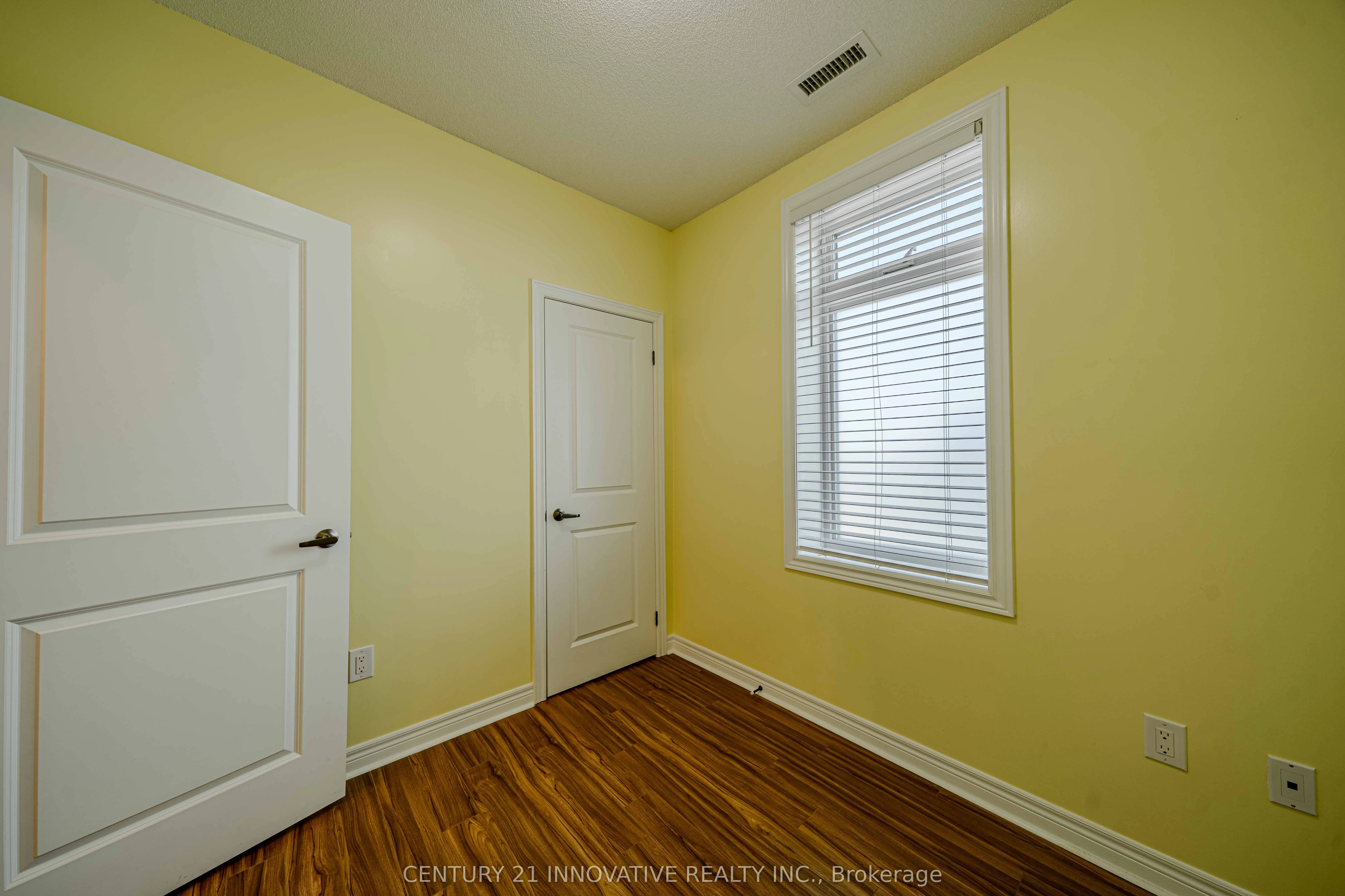 7325 Markham Road, #806