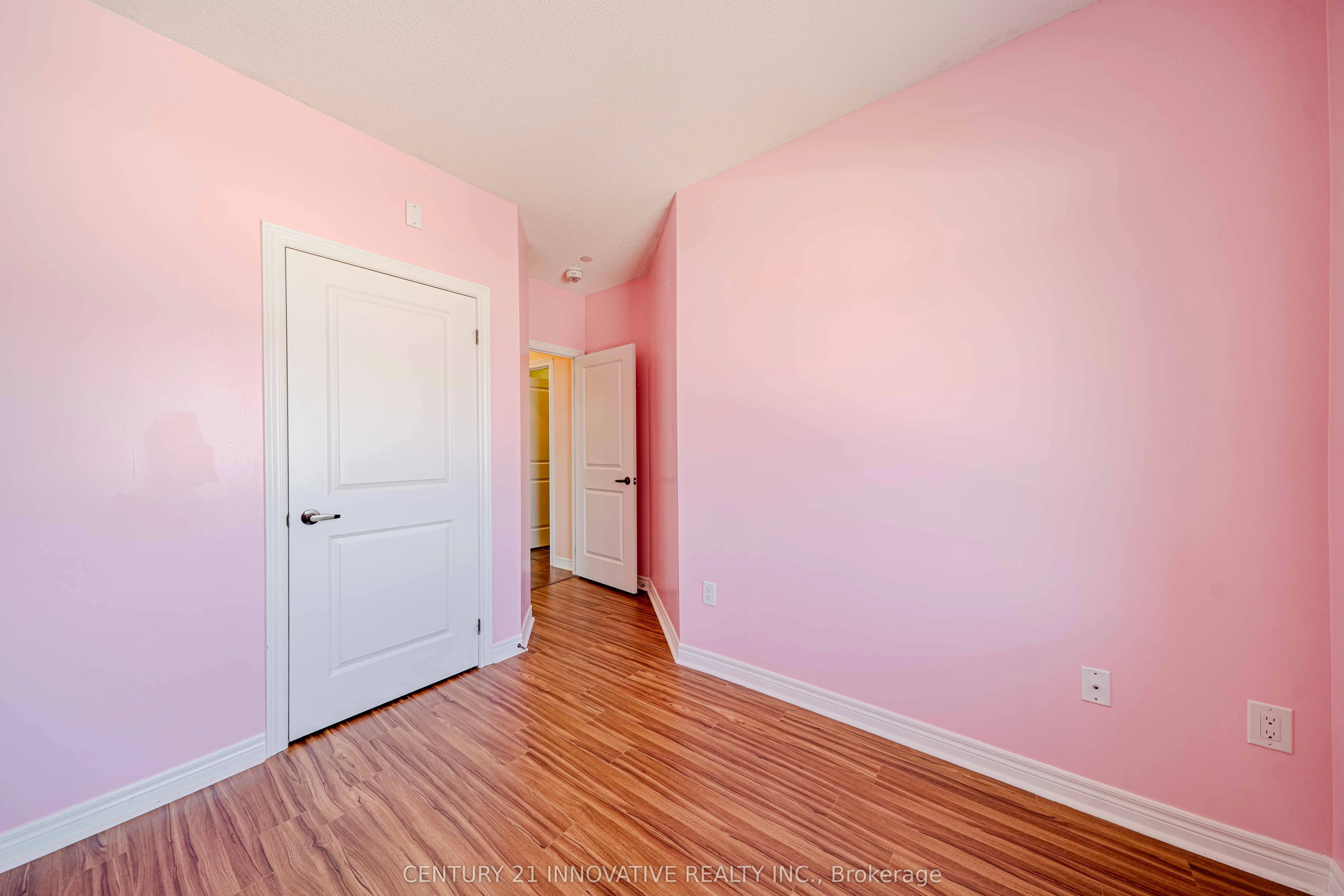 7325 Markham Road, #806