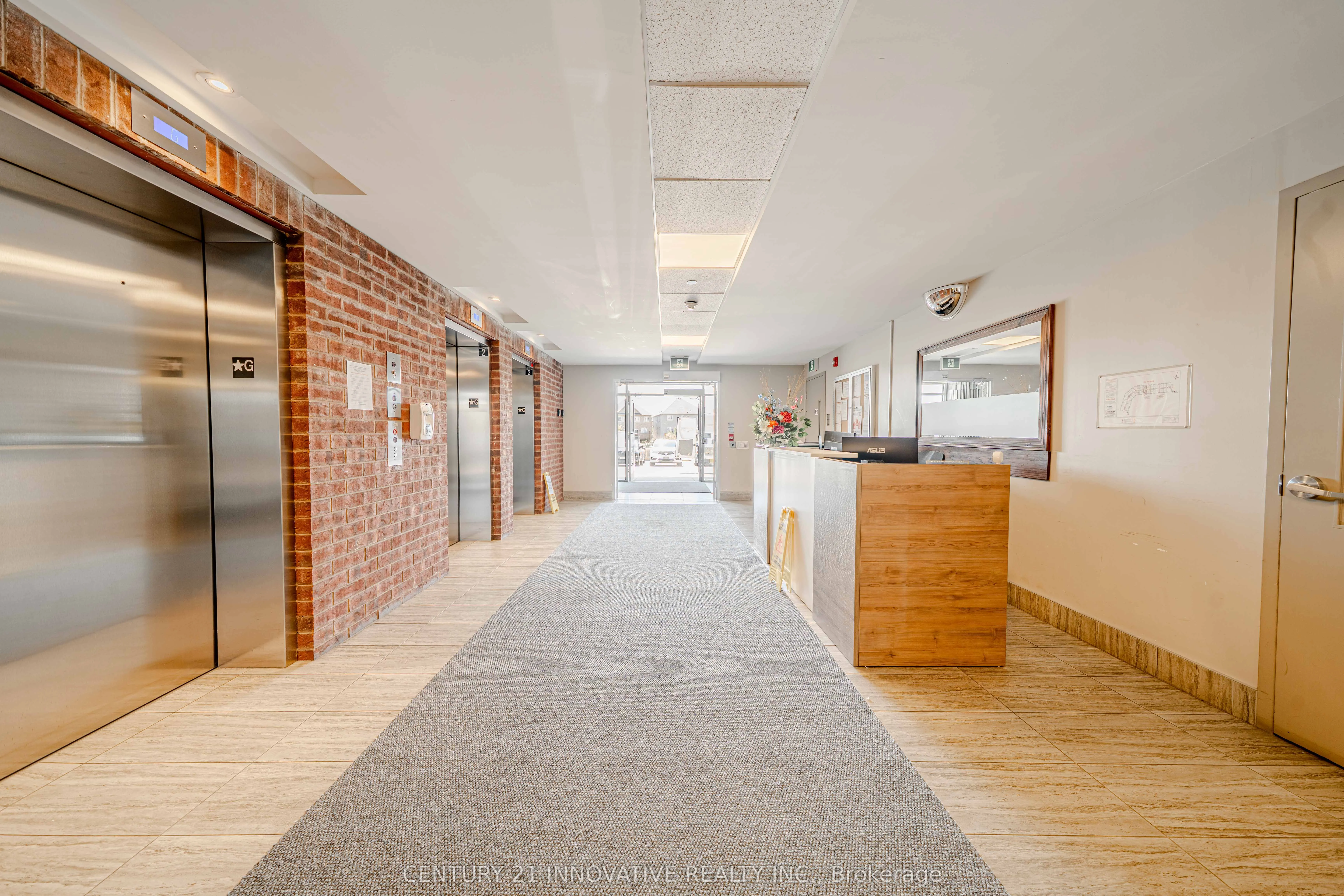 7325 Markham Road, #806