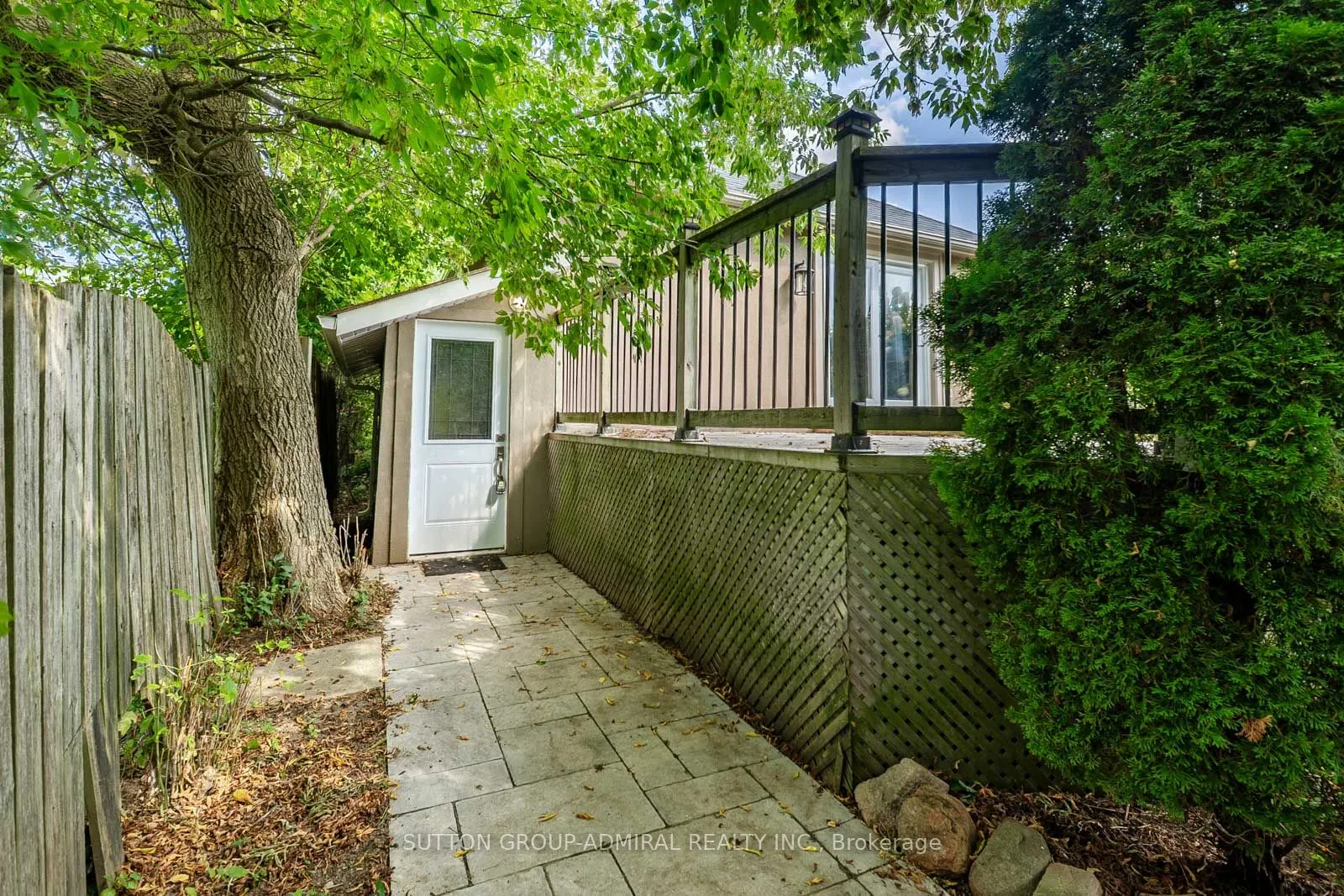 2 Newman Avenue