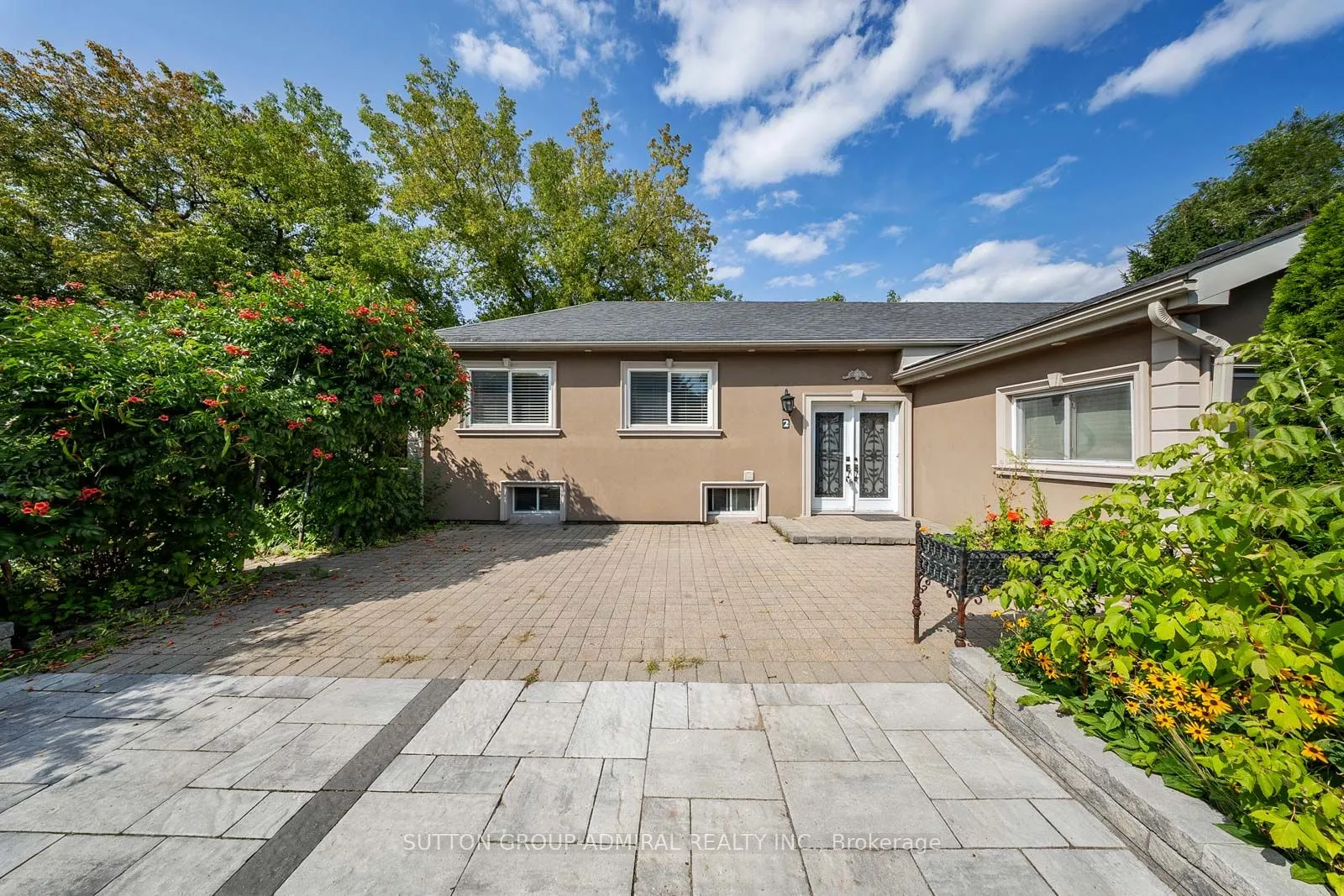 2 Newman Avenue