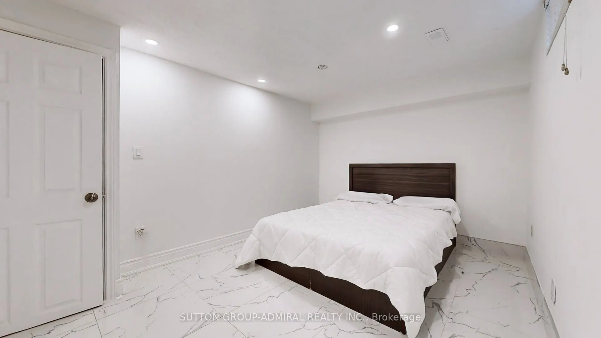 2 Newman Avenue