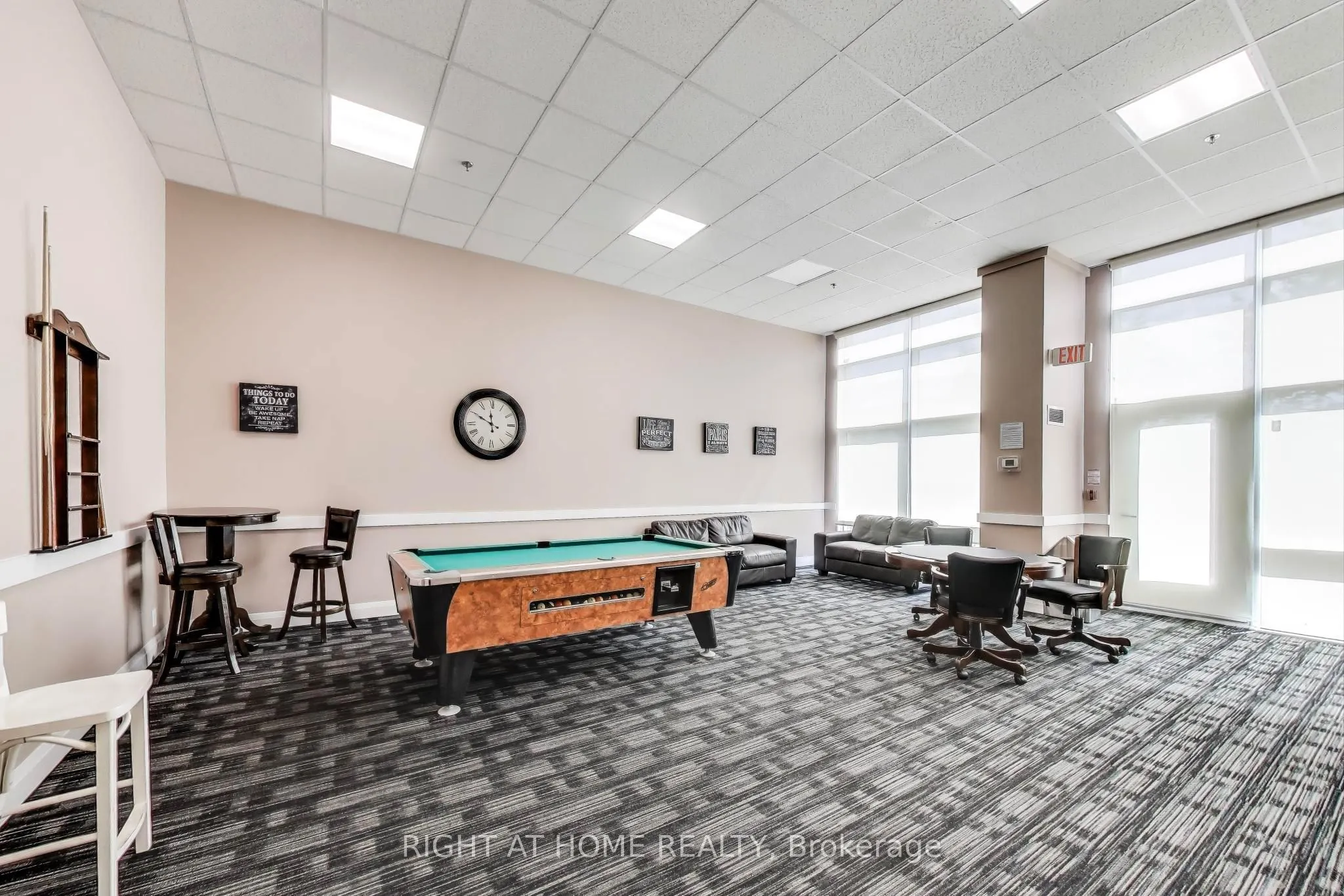 12 Woodstream Boulevard, #317