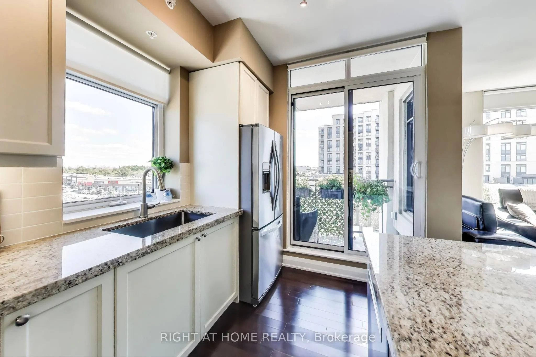 12 Woodstream Boulevard, #317
